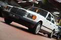 Mercedes-Benz 200 D W124 *OLDTIMER*TOLLER ZUSTAND*GARANTIE* Weiß - thumbnail 23