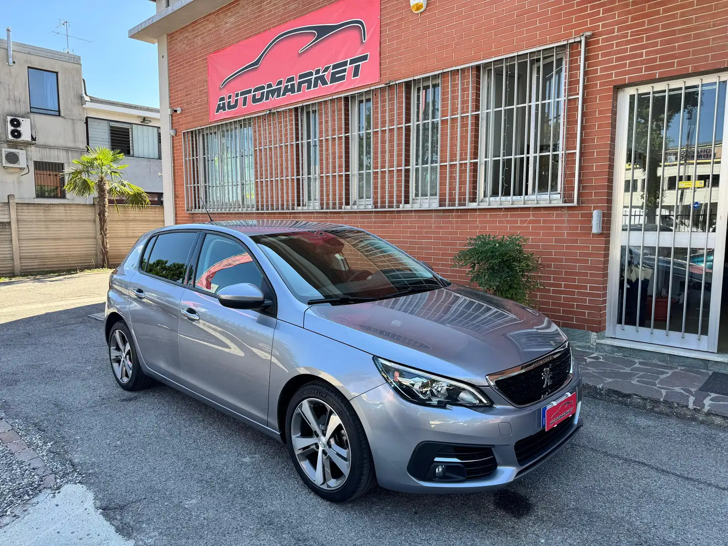 Peugeot 308 5p 1.2 puretech t 110cv Allure Grigio - 1