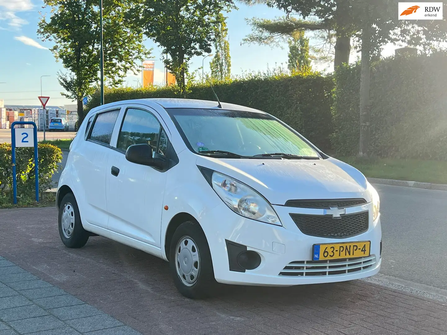 Chevrolet Spark 1.0 LS **ZUINIG RIJDEN/ APK 06-2026 Bianco - 1