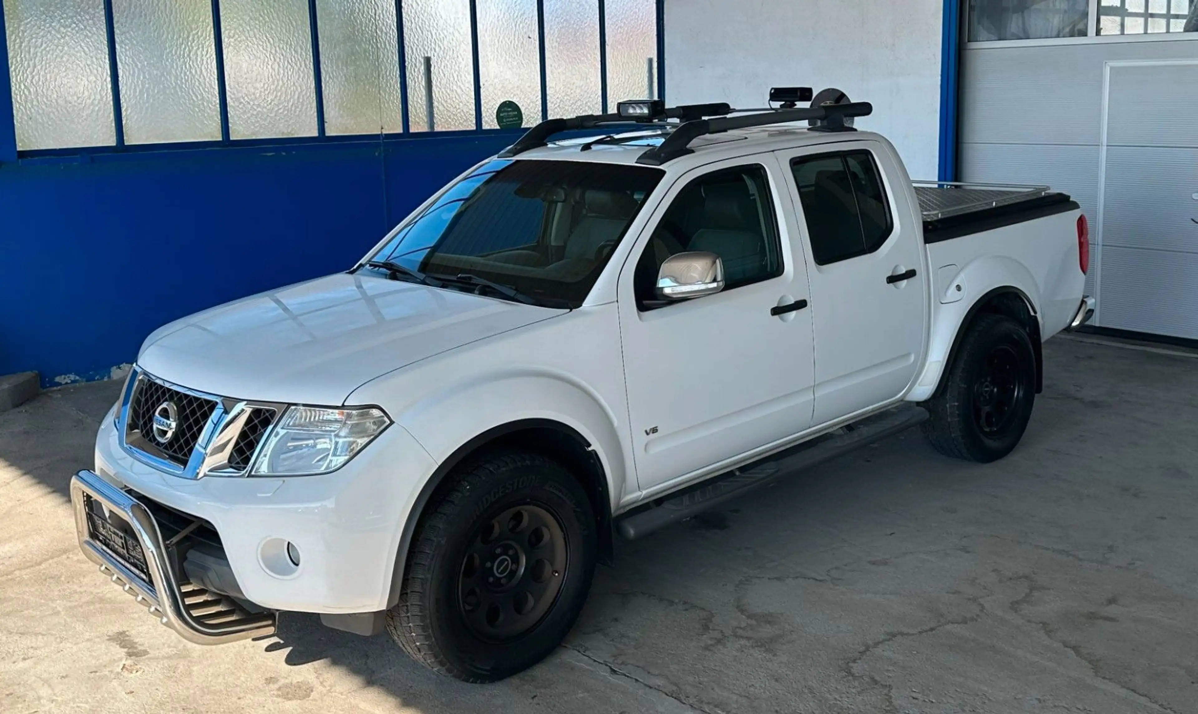 Nissan Navara Pickup Double Cab LE V6 4X4 / Kamera /SHZ — photo 10