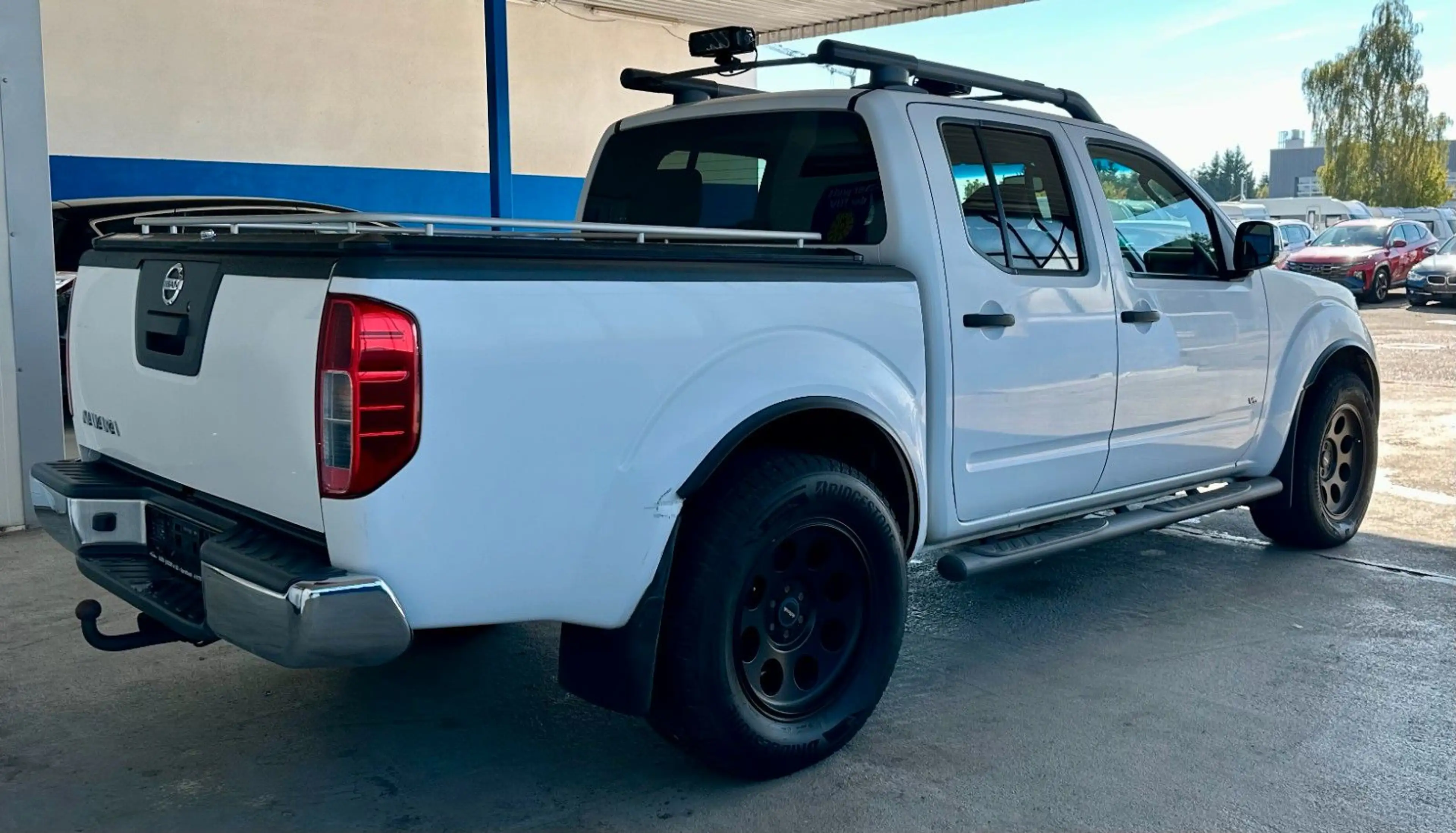 Nissan Navara Pickup Double Cab LE V6 4X4 / Kamera /SHZ — photo 5