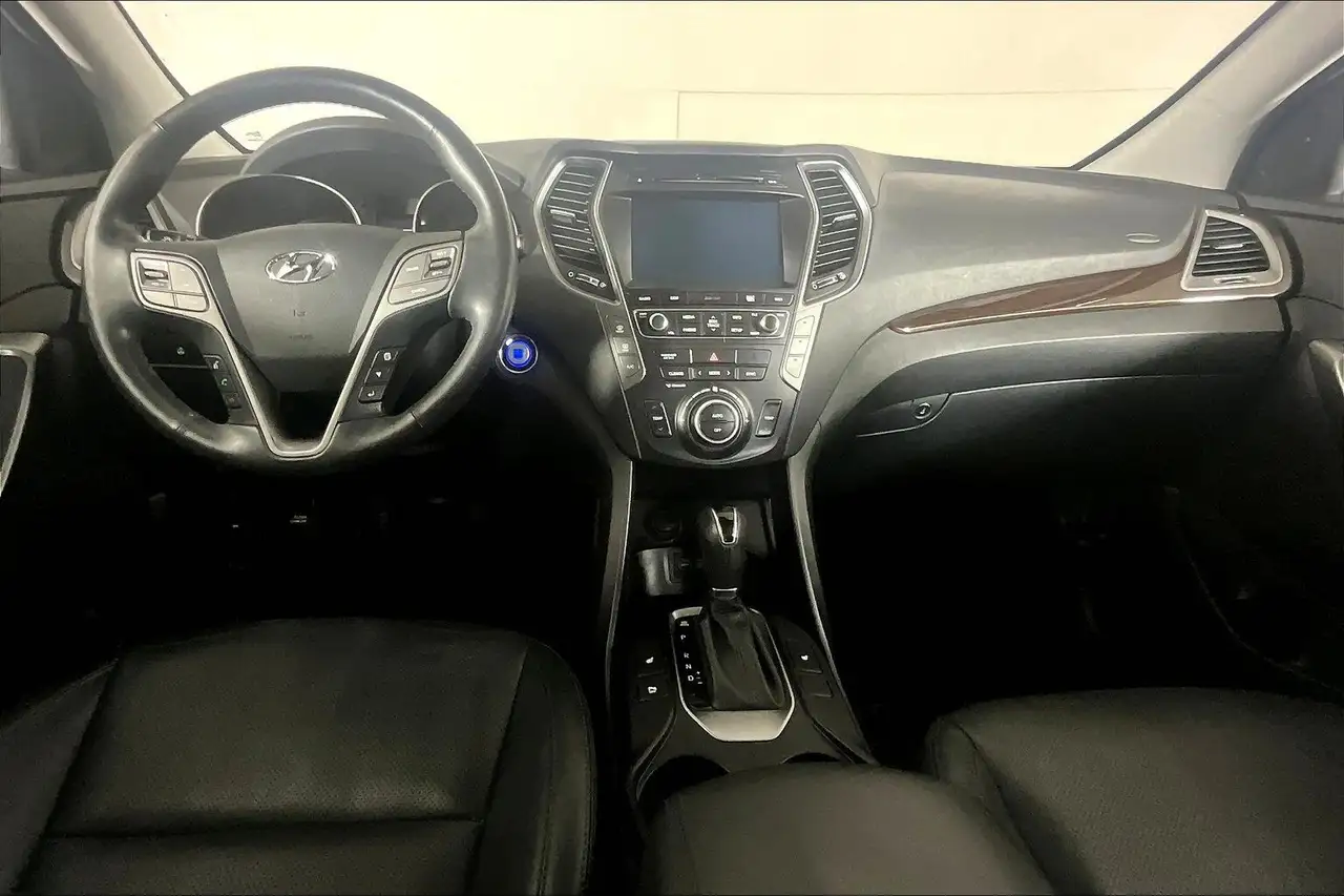 Hyundai SANTA FE снимка Hyundai SANTA FE