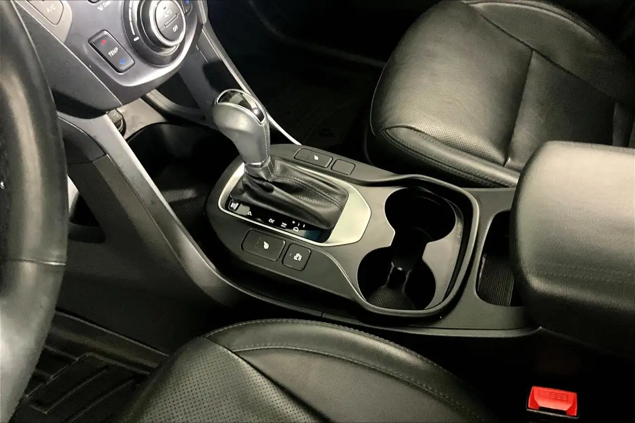 Hyundai SANTA FE снимка Hyundai SANTA FE