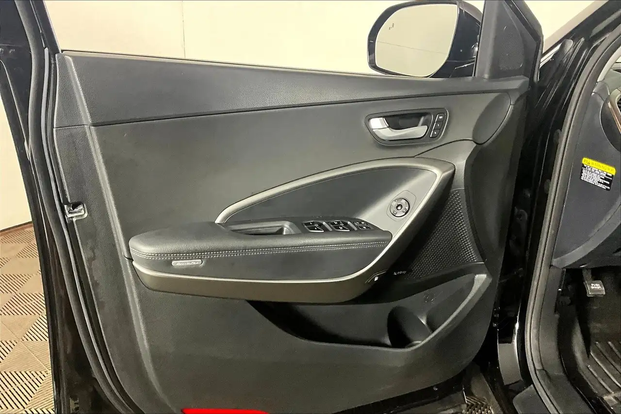 Hyundai SANTA FE снимка Hyundai SANTA FE