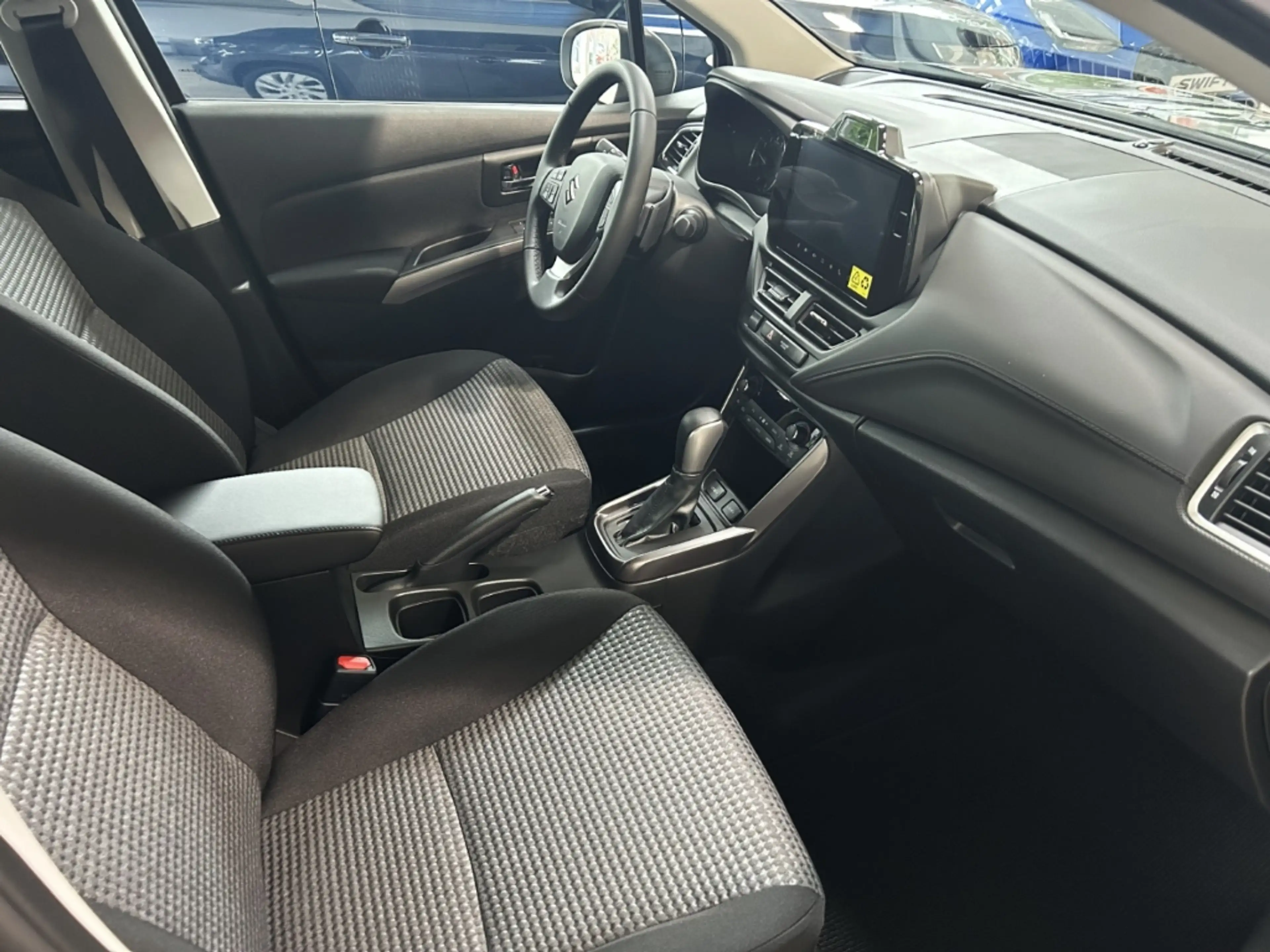 Suzuki SX4 S-Cross 1.4 Comfort Automatik Navi LED Klimaautom DAB SHZ — photo 14