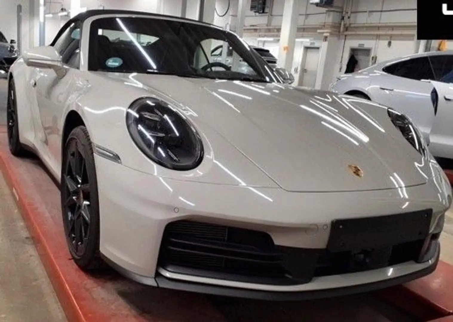 Porsche 992 *SportAbgas*InnoDrive*HD Matrix*LIFT*BOSE* Grau - 2