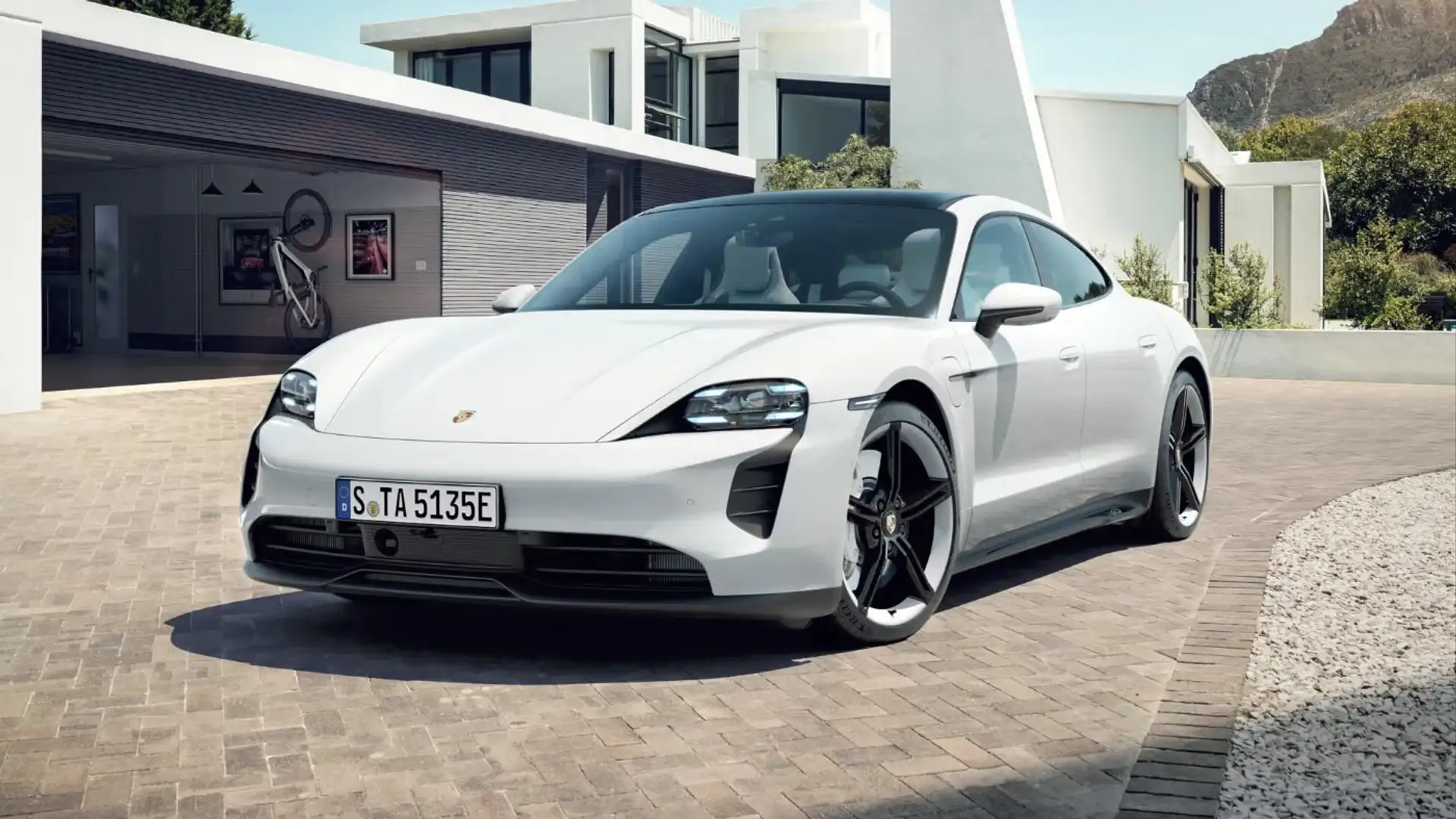 Porsche Taycan GTS | On-Board Lader 22 kW | BOSE | Weiß - 2