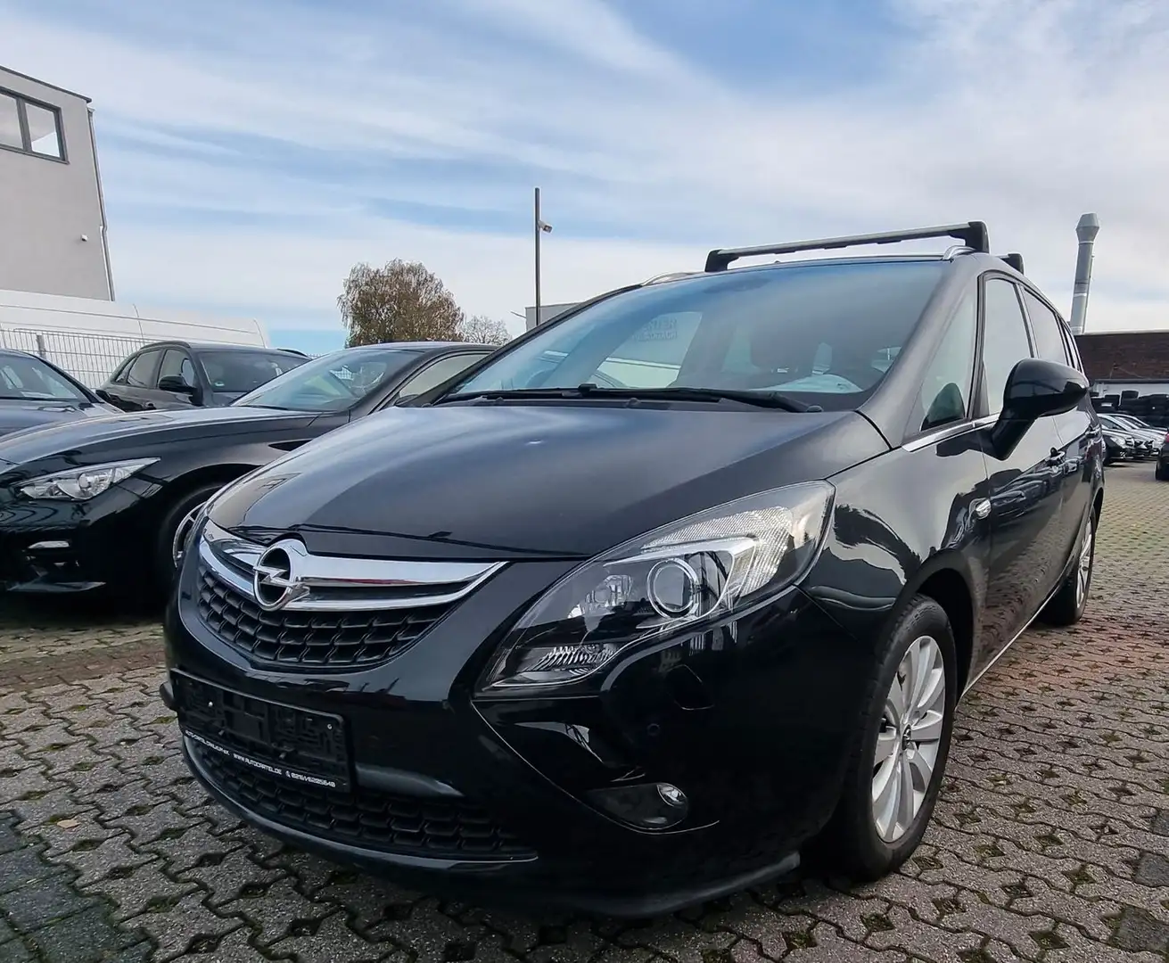 Opel Zafira Tourer Zafira C Tourer Innovation-1.HD-KAMERA-7.SITZE- Чорний - 1