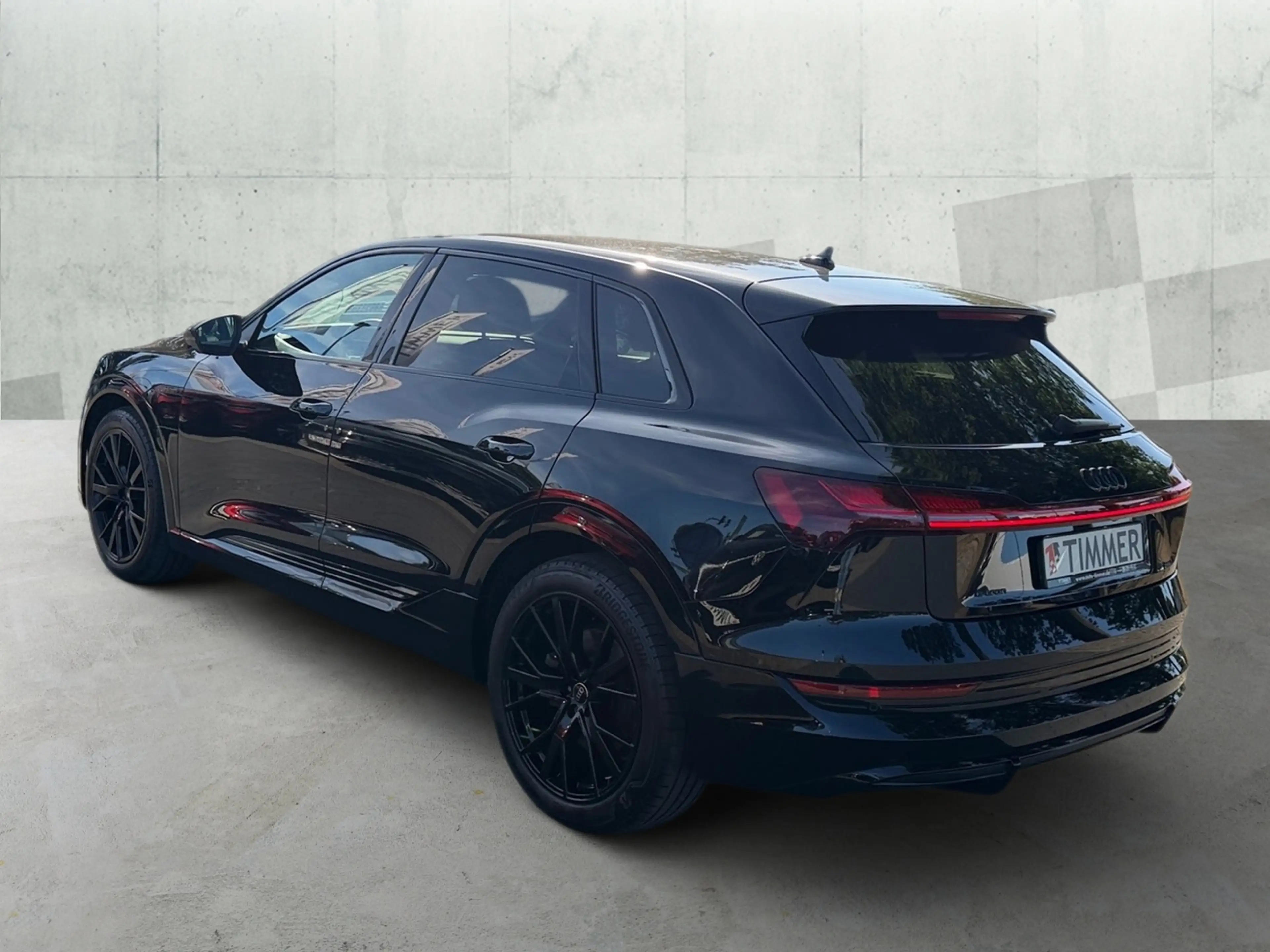 Audi e-tron 55 QUATTRO S-LINE 95 kWh +360° +B&O +LED +VIRTUAL — photo 6
