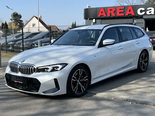 BMW 330 i M SPORT Touring*WIDESCREEN*LED*ACC*SPUR*KAM*