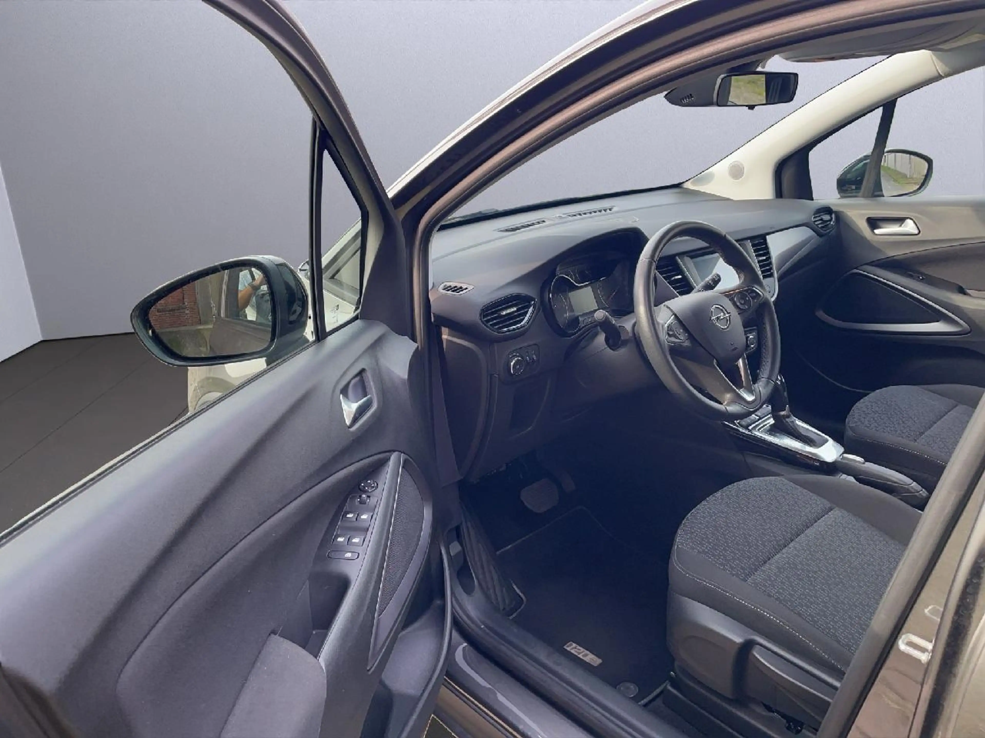 Opel Crossland X Enjoy — photo 10