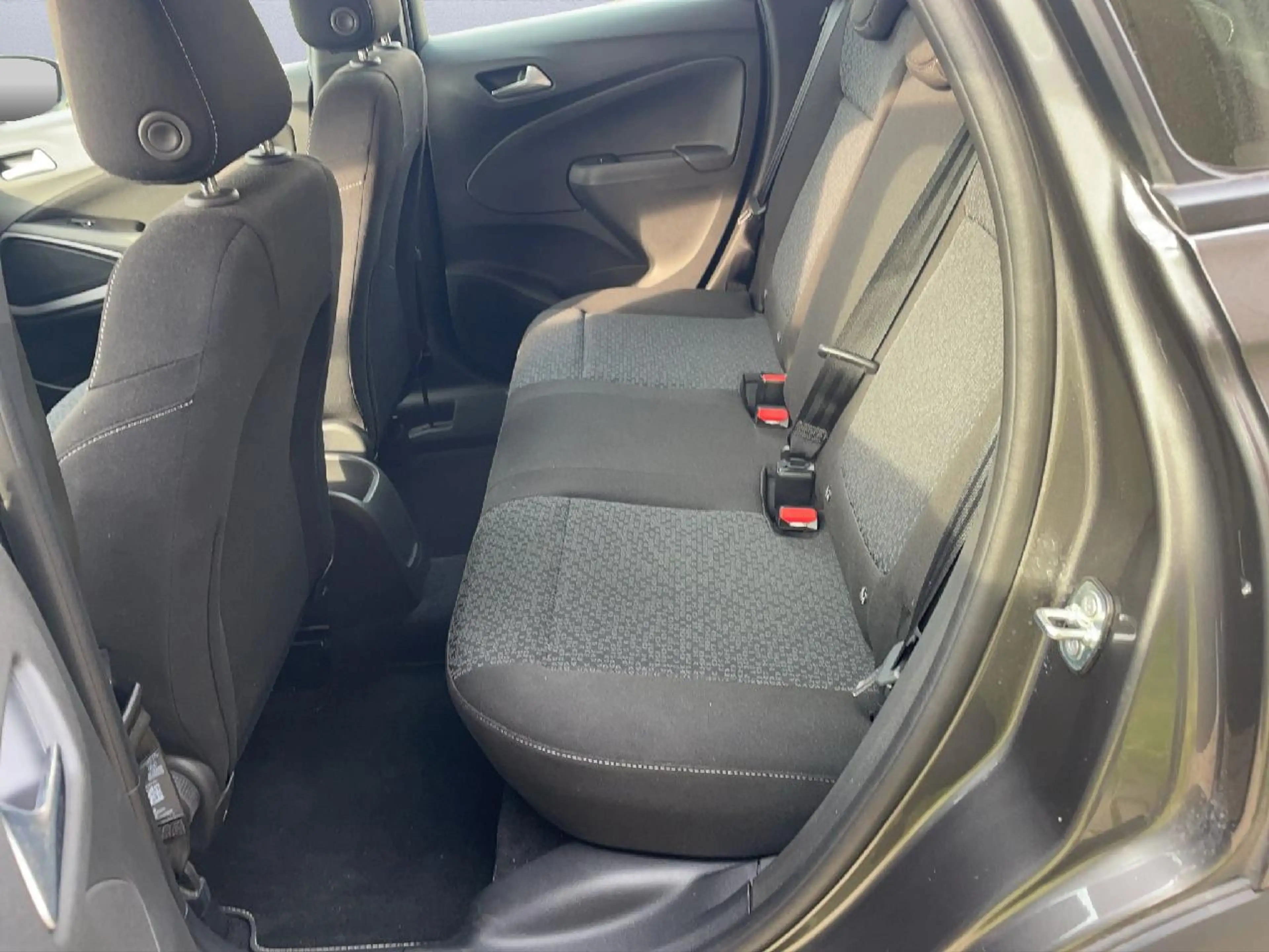 Opel Crossland X Enjoy — photo 12