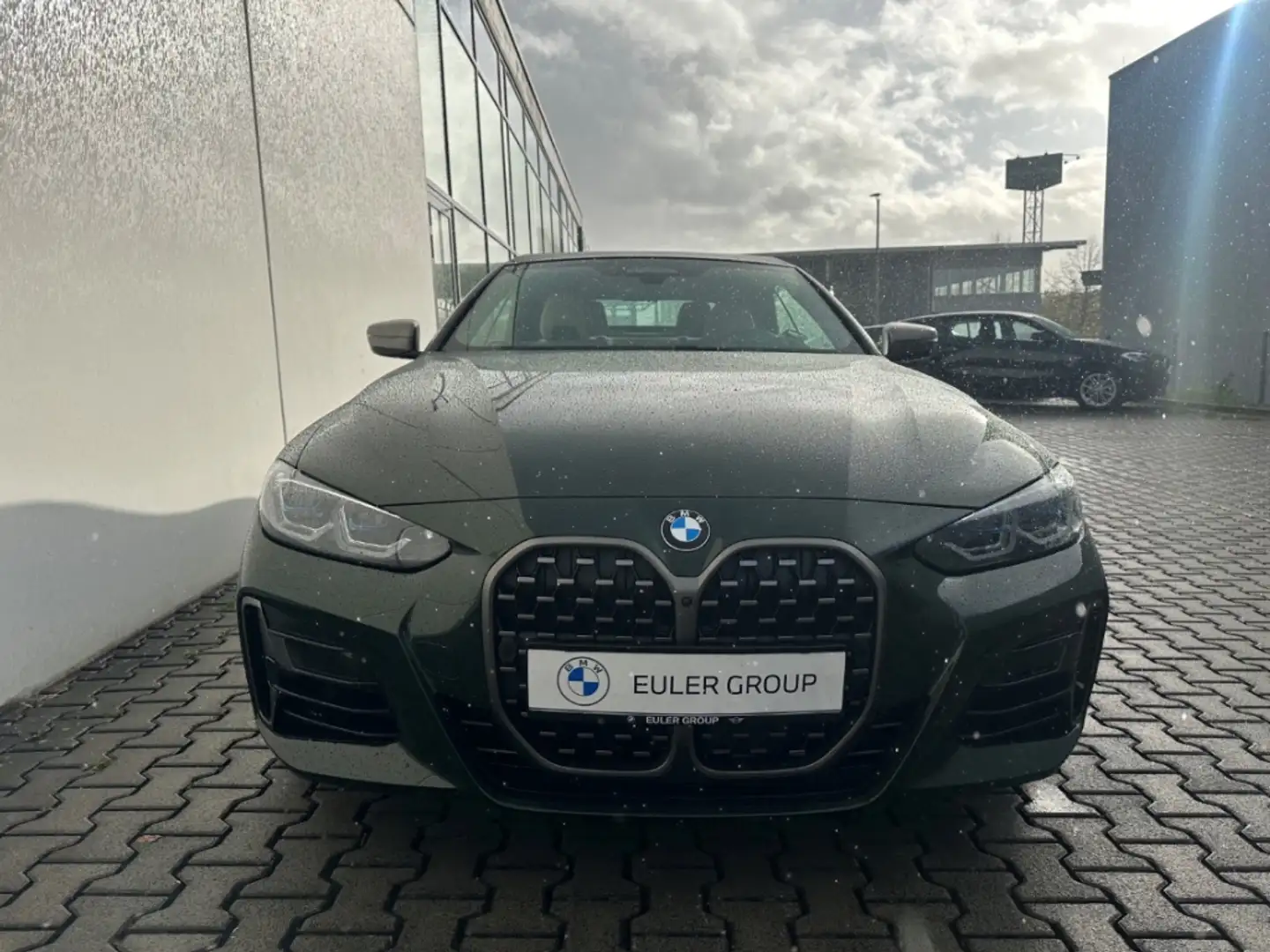 BMW 440 A xDive Cabrio Sportpaket HUD AD StandHZG Navi Led Grün - 2