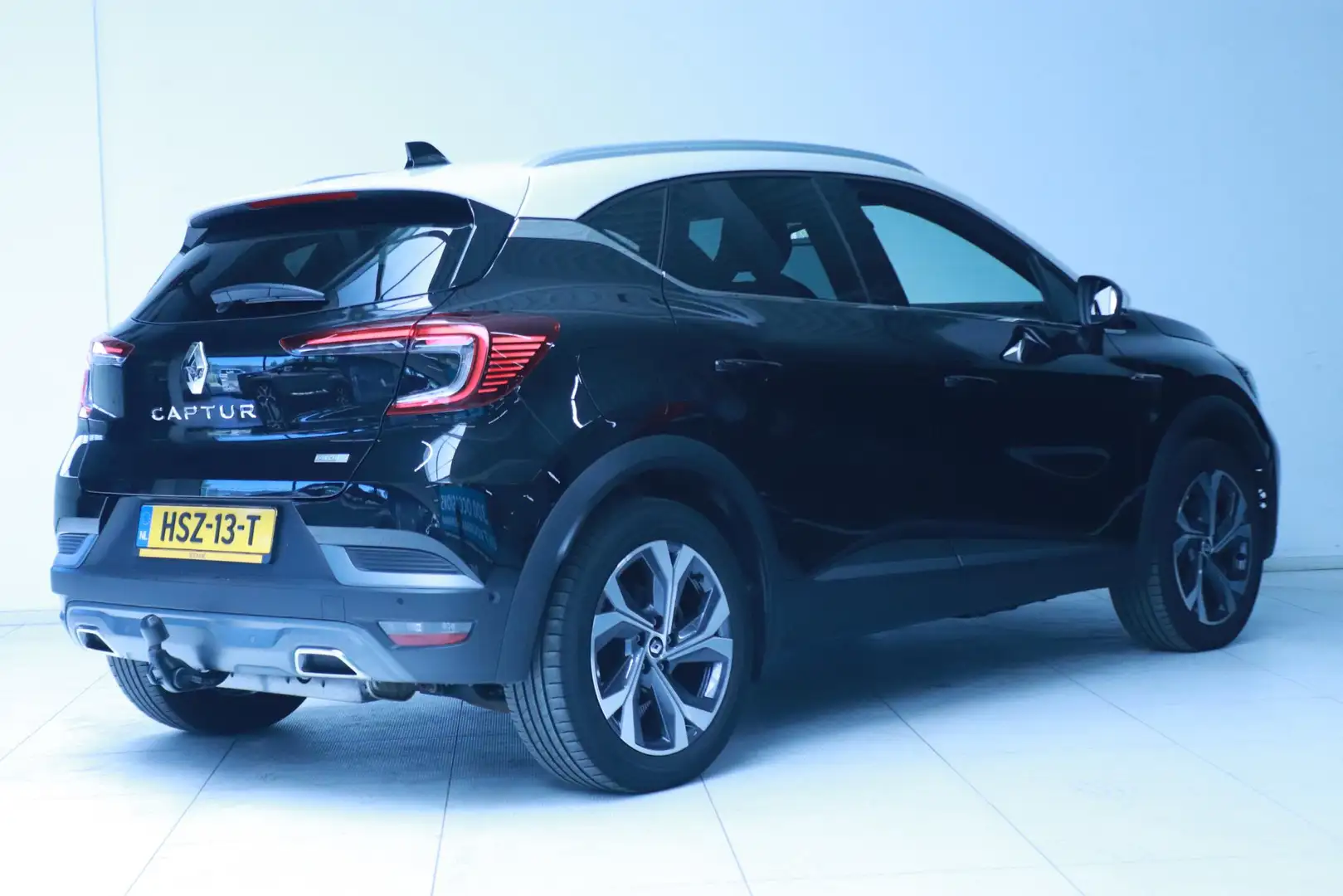 Renault Captur 1.6 E-Tech Plug-in Hybrid 160 Edition One Bose/Nav Nero - 2
