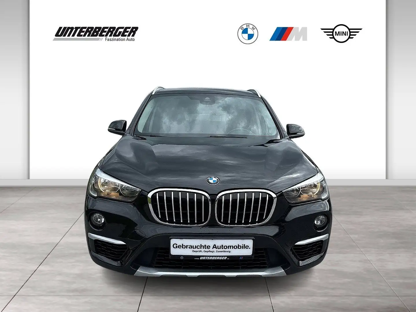 BMW X1 xDrive18d xLine Negro - 2