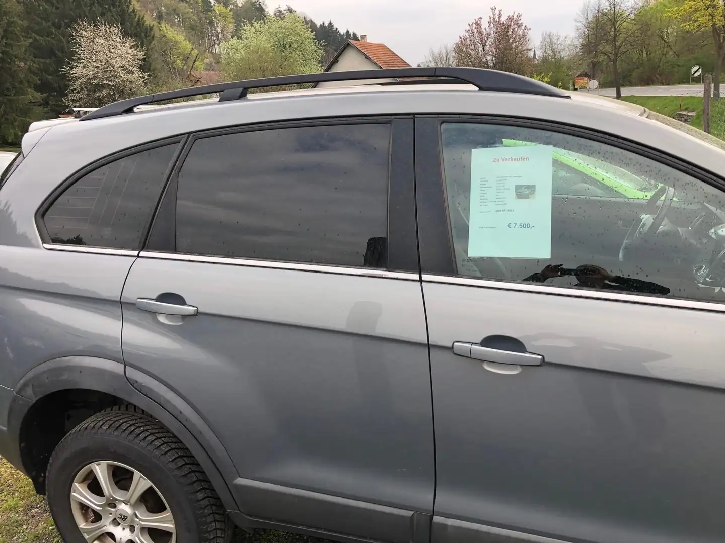 Chevrolet Captiva LT 2,2 4WD DPF Grau - 2