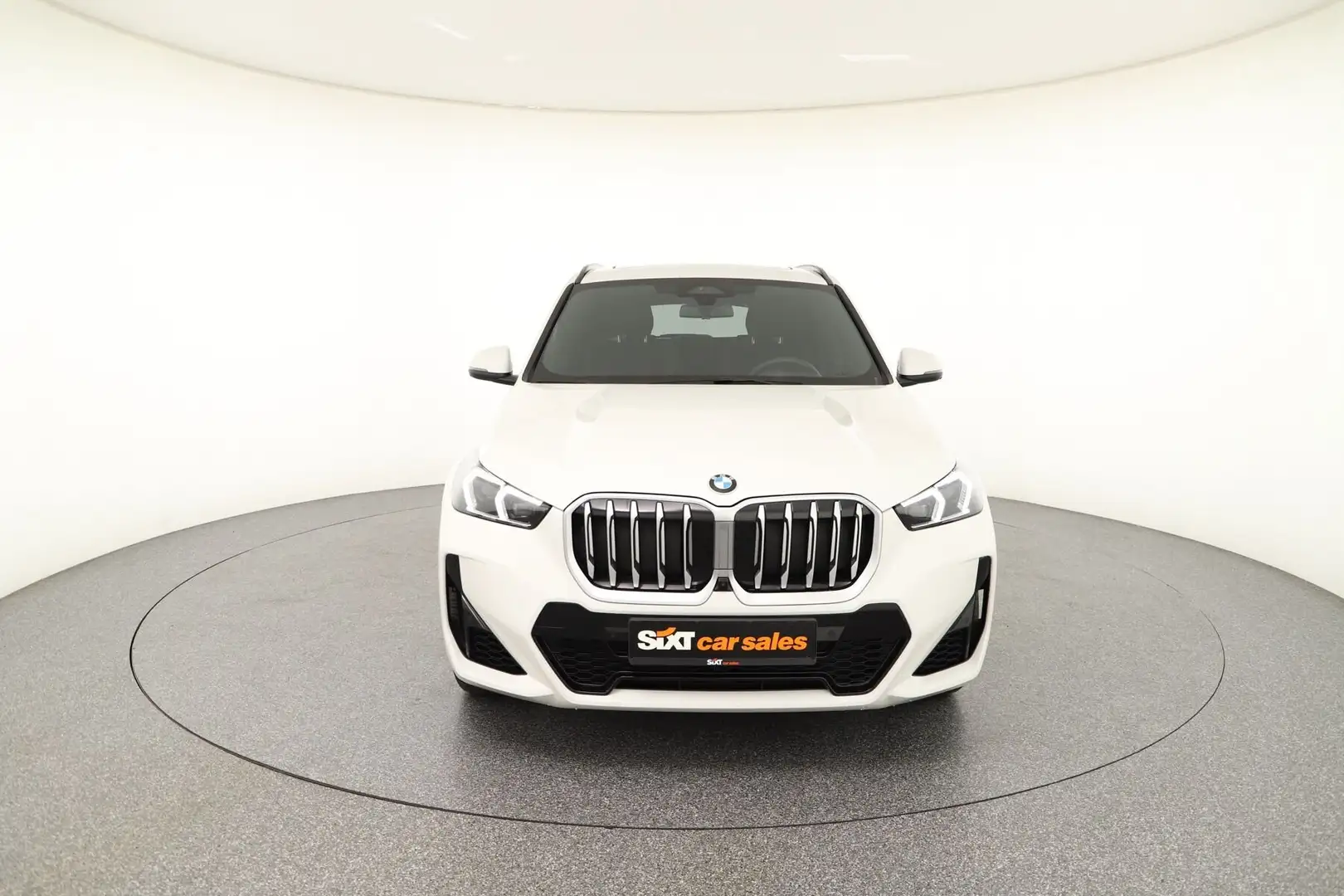 BMW X1 xDrive23i M Sport ACC|HUD|harman|PAN|el.S|AHK Weiß - 2