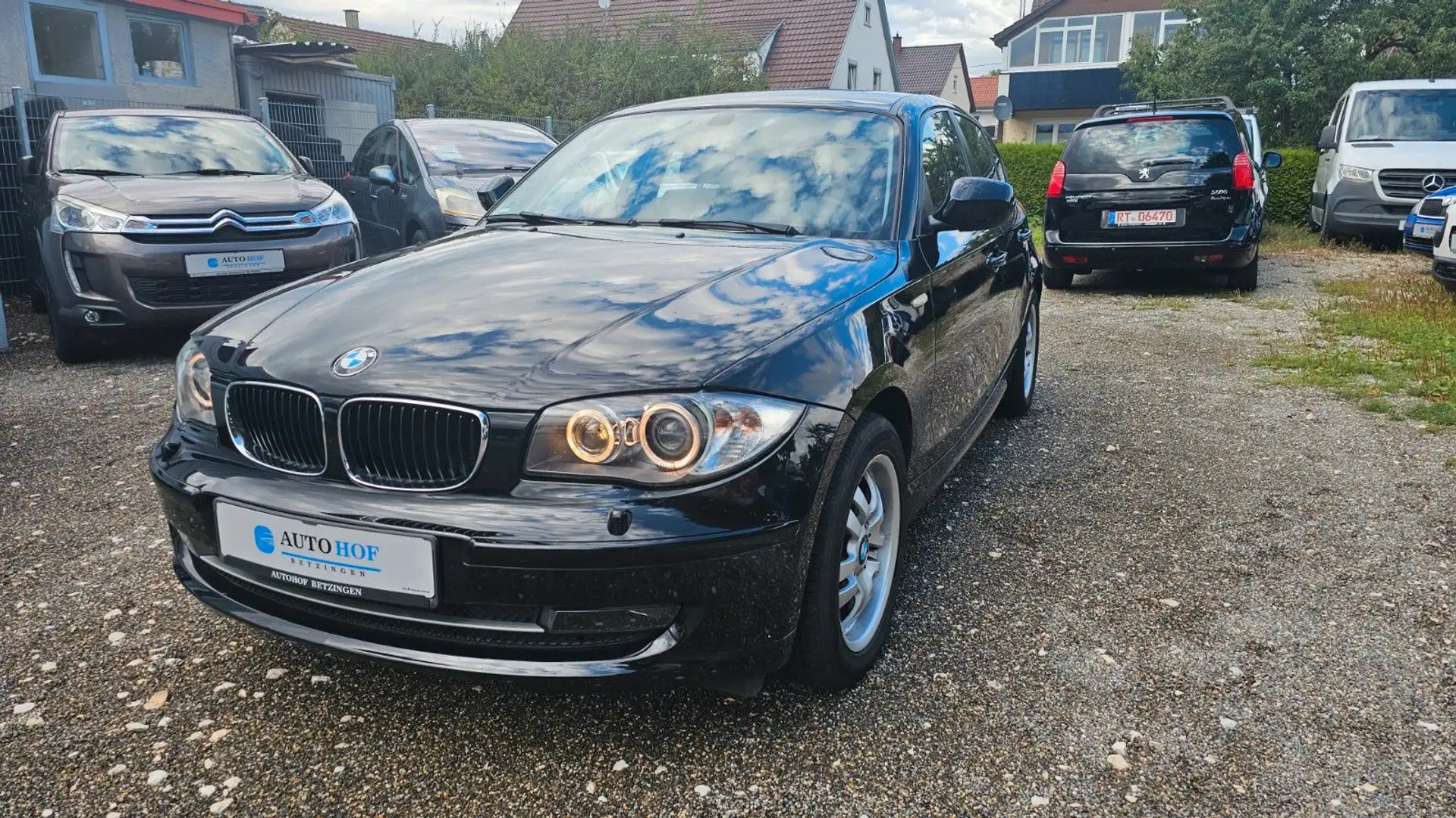 BMW 116 Baureihe 1 Lim. 116i Schwarz - 1