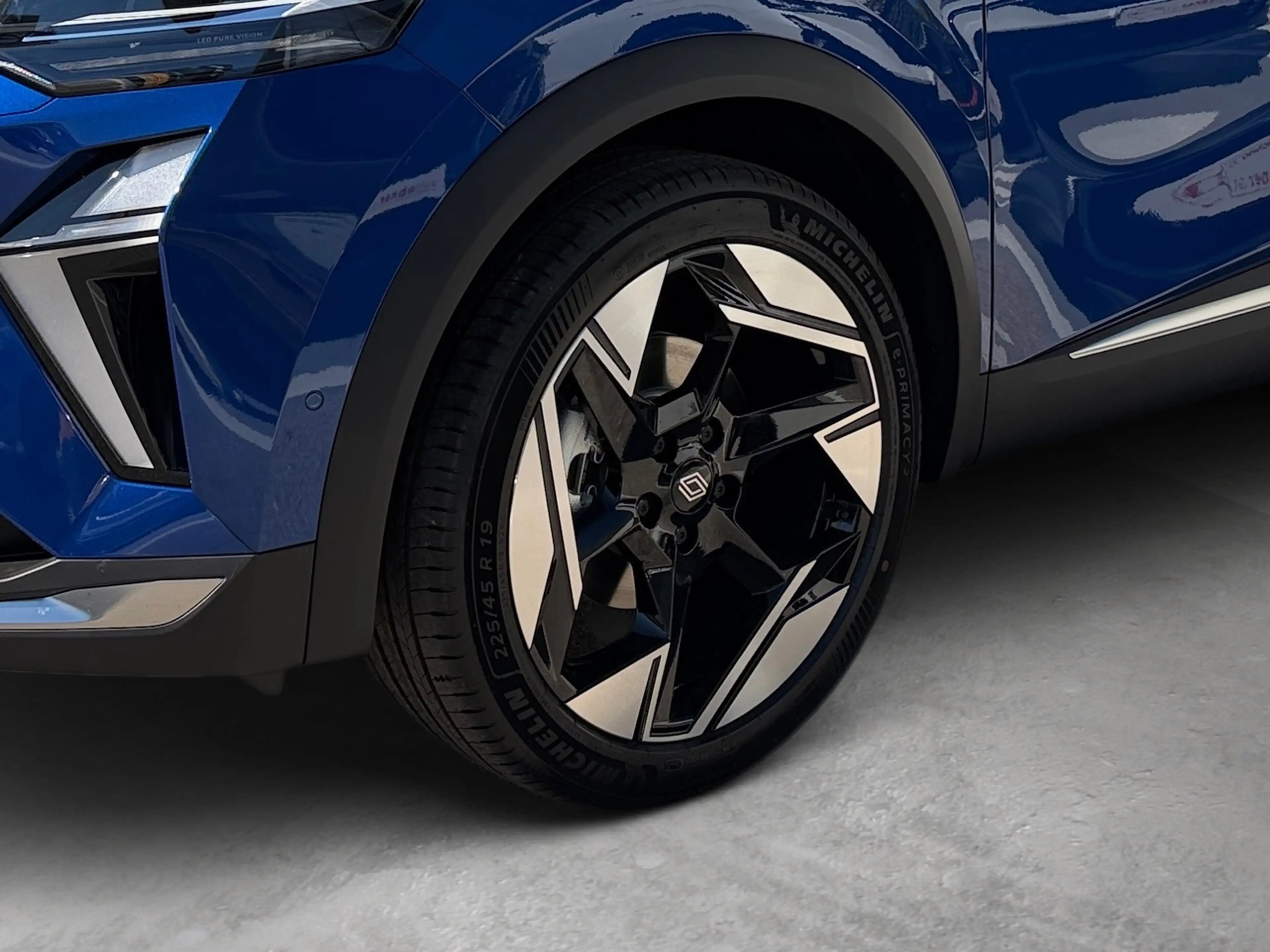Renault Symbioz SYMBIOZ Iconic Full Hybrid E-Tech 160 (MY26) — photo 10