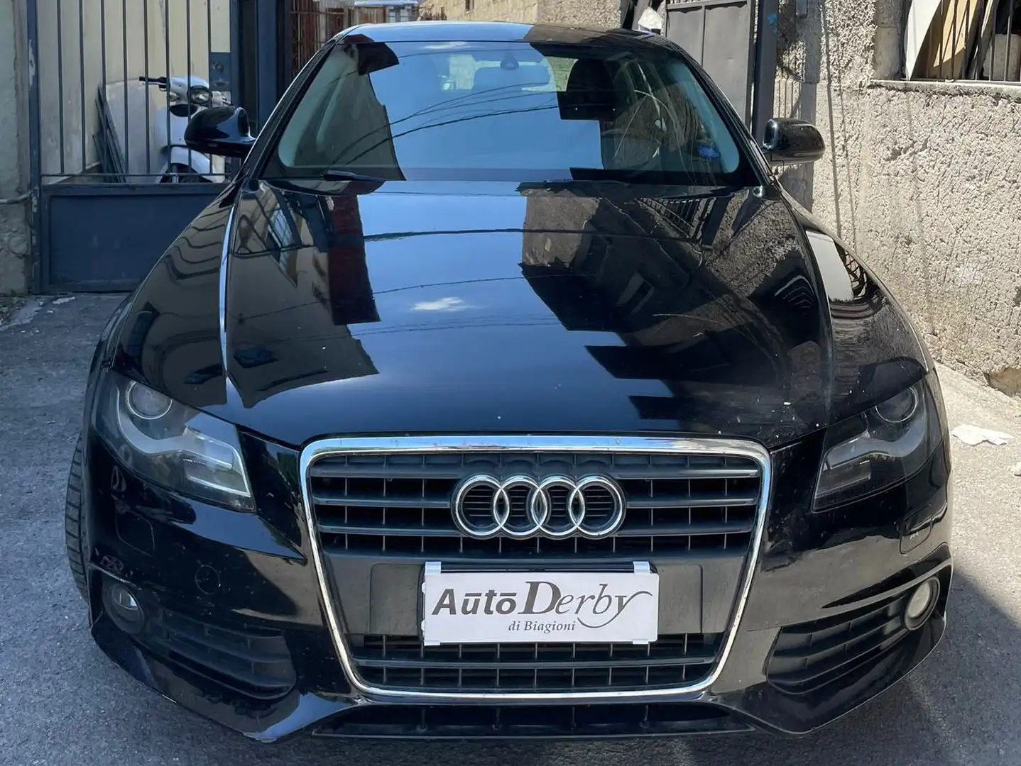 Audi A4 2.0 TDI 140CV Nero - 1