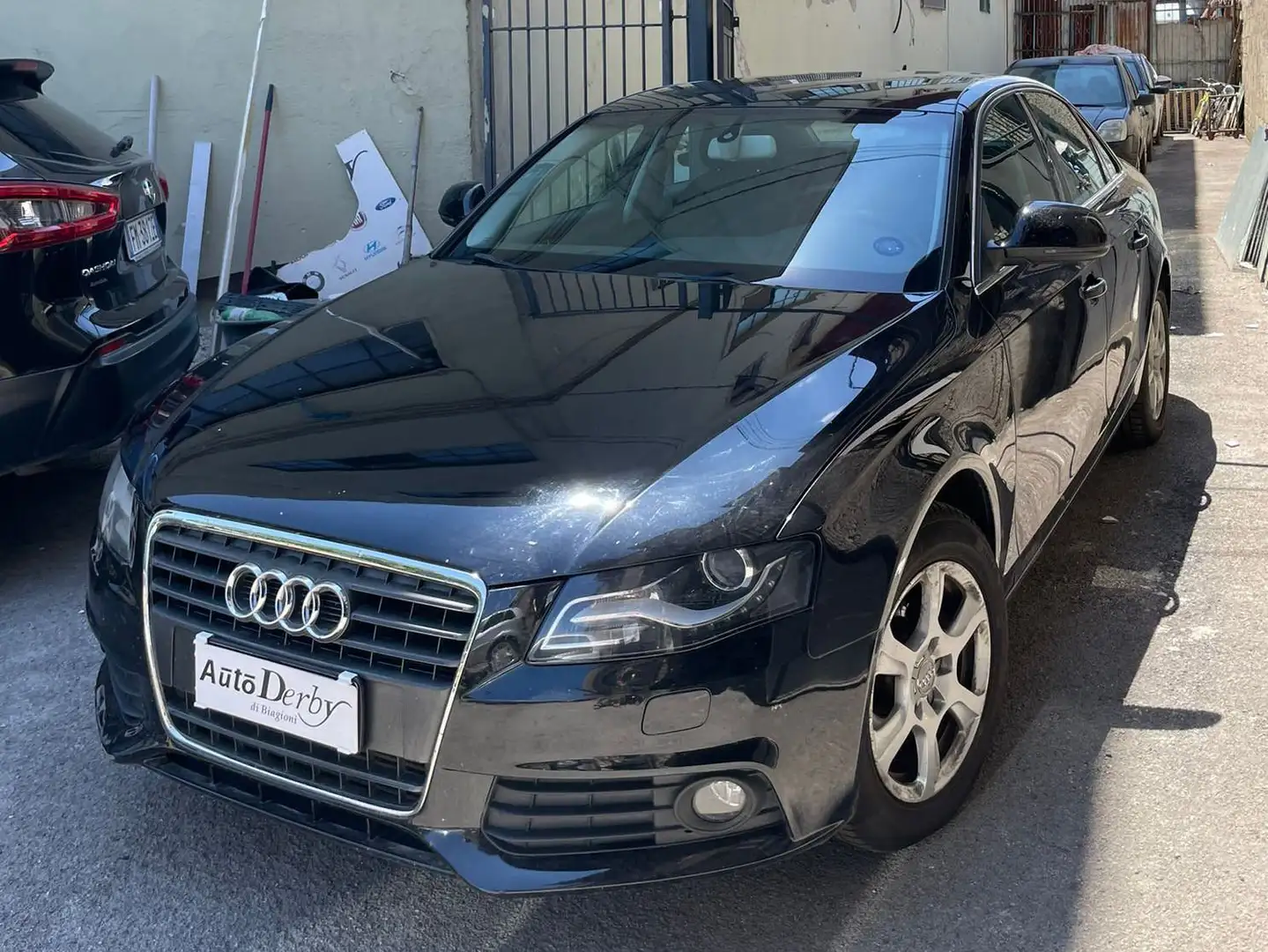 Audi A4 2.0 TDI 140CV Nero - 2