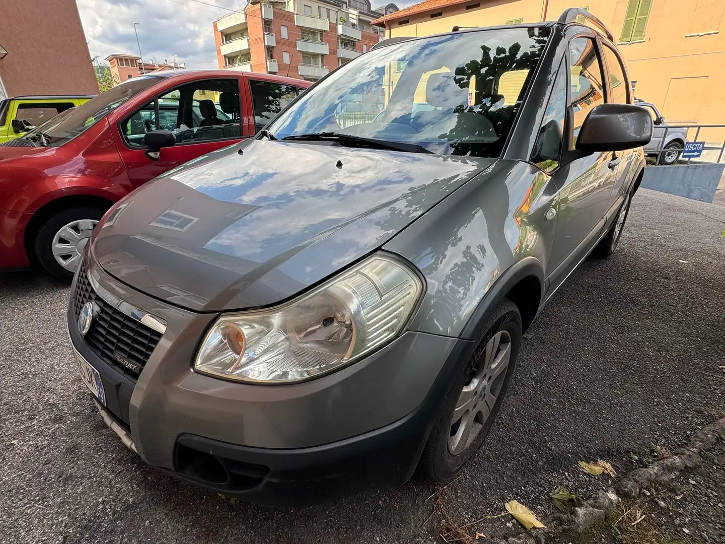 Fiat Sedici 1.9 mjt Dynamic 4x4 120cv Grigio - 1