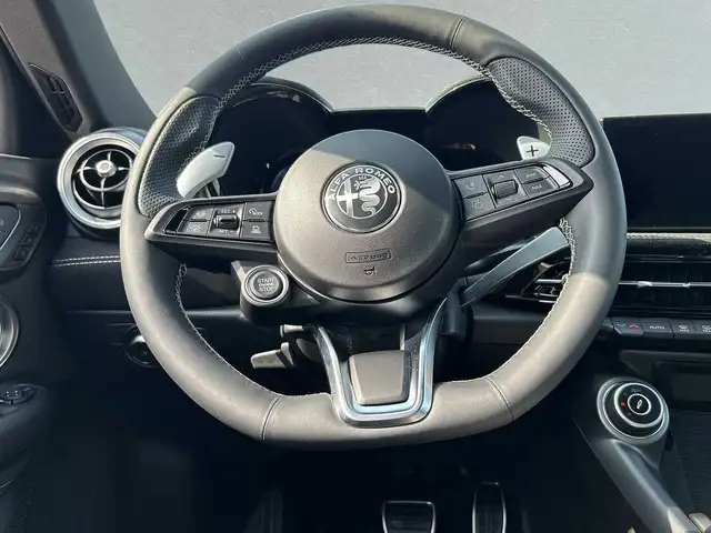 Alfa Romeo Tonale view 9