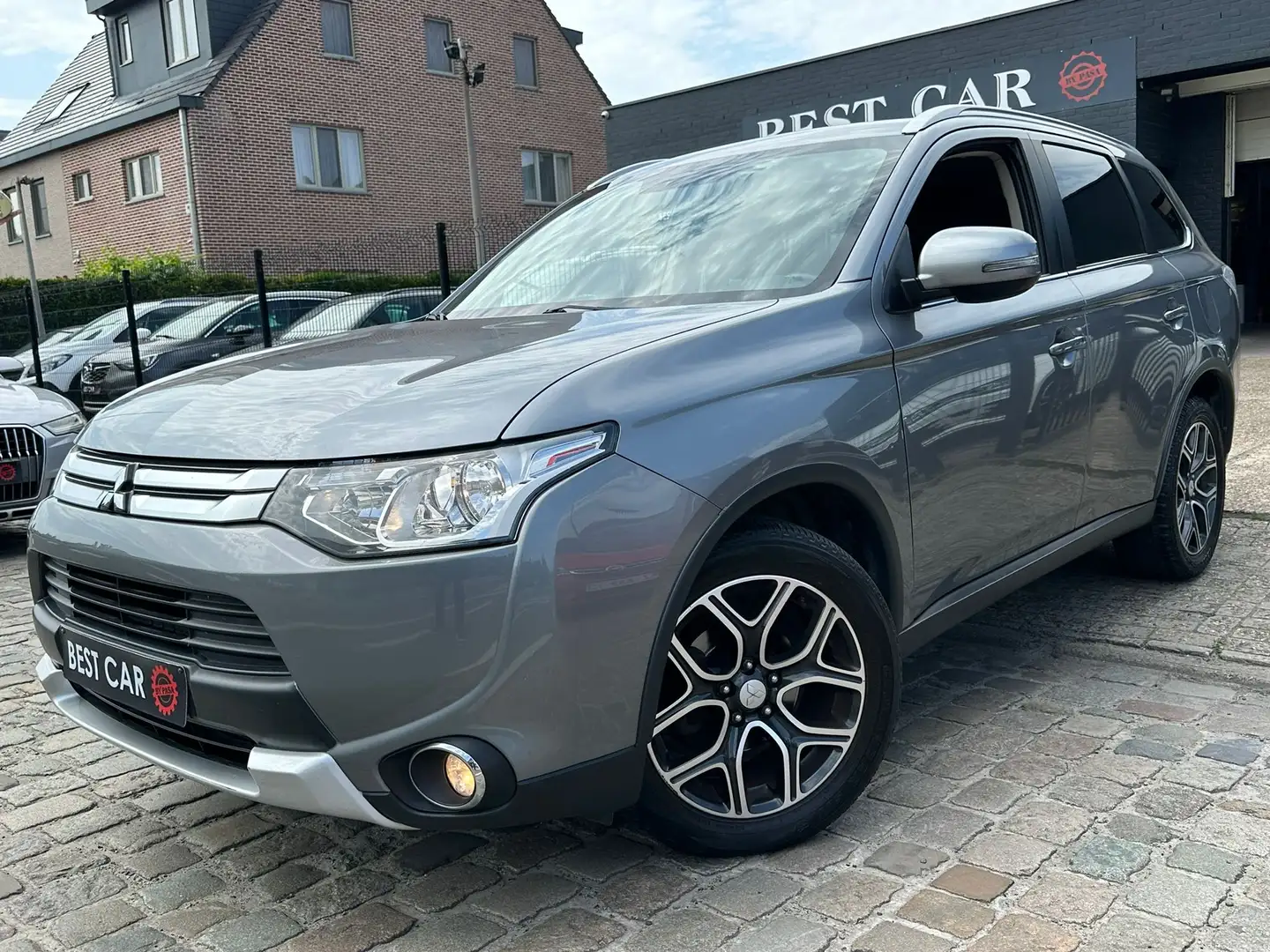 Mitsubishi Outlander 2.2DI-D 4WD * 7PL * AutoMaat Szürke - 1