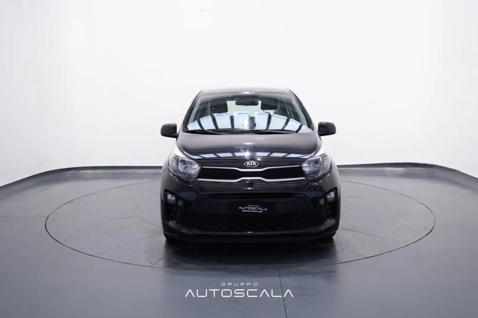 Kia Picanto 1.0 12V 5 porte Urban Czarny - 2