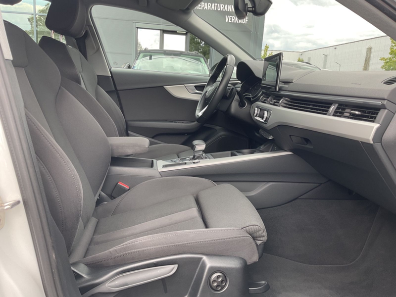 Audi A4 Avant 40 TDI advanced — photo 11