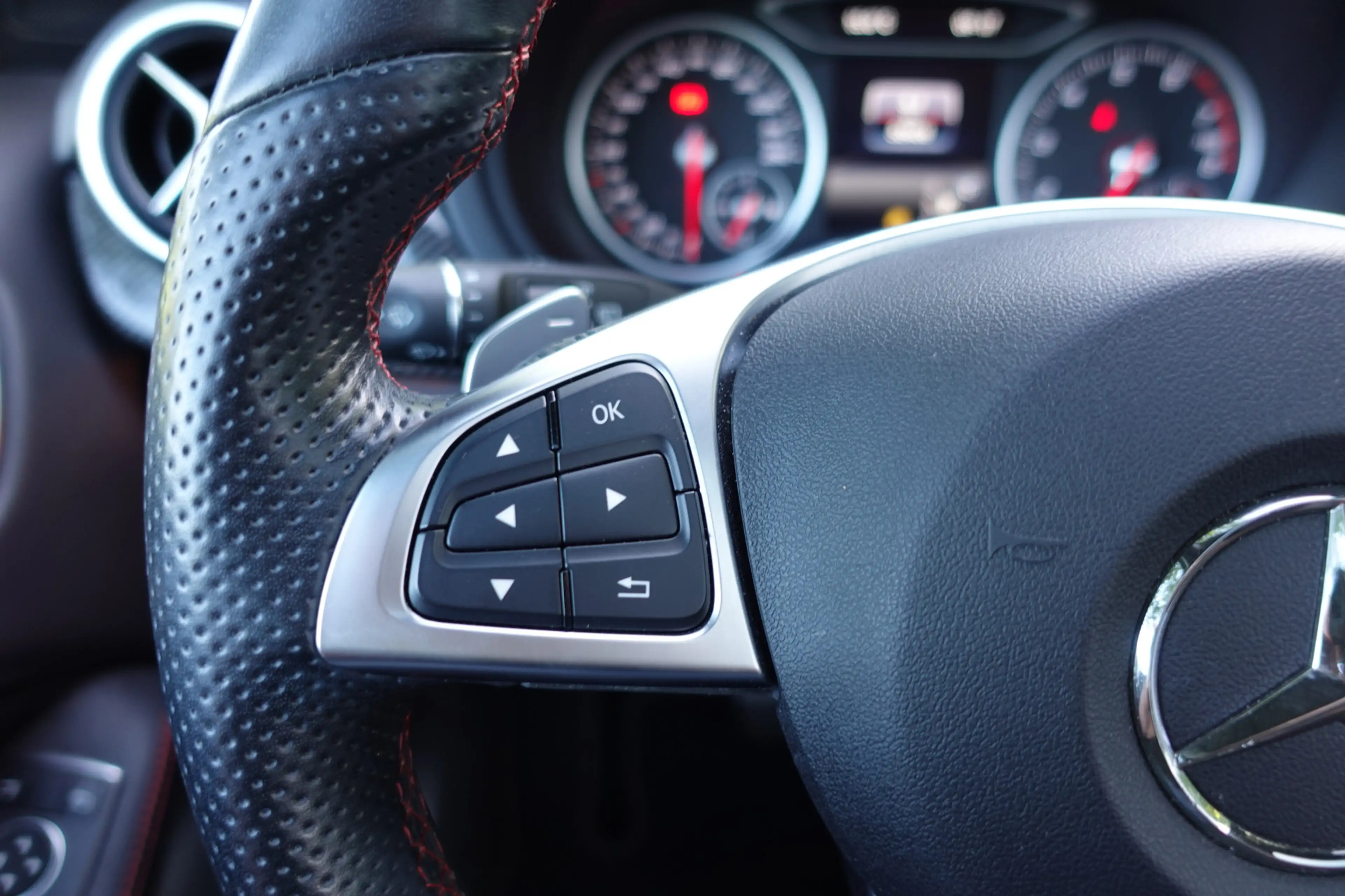 Mercedes-Benz B 180 Business Solution AMG | 1ste eigenaar | Panorama d — photo 27