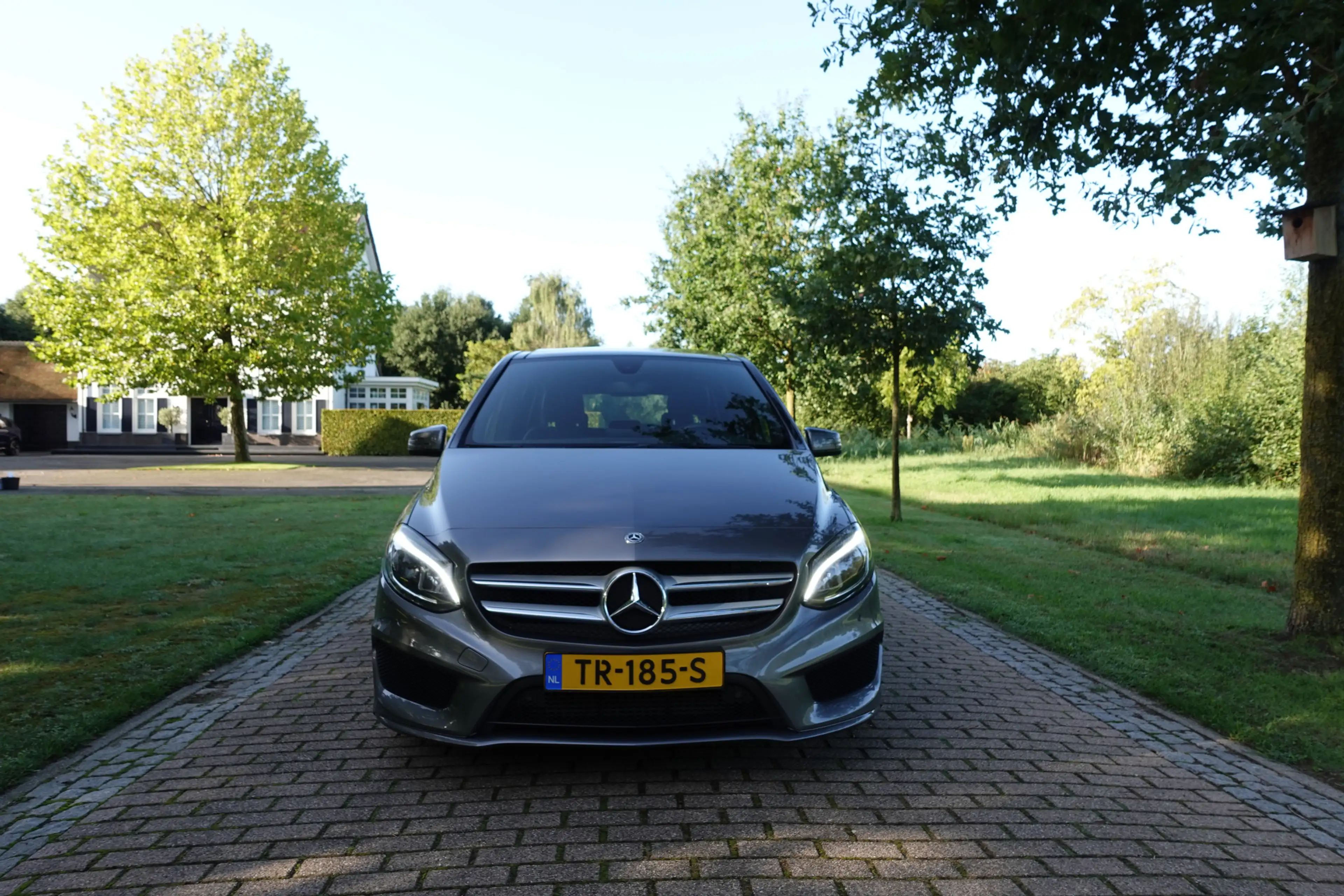 Mercedes-Benz B 180 Business Solution AMG | 1ste eigenaar | Panorama d — photo 3