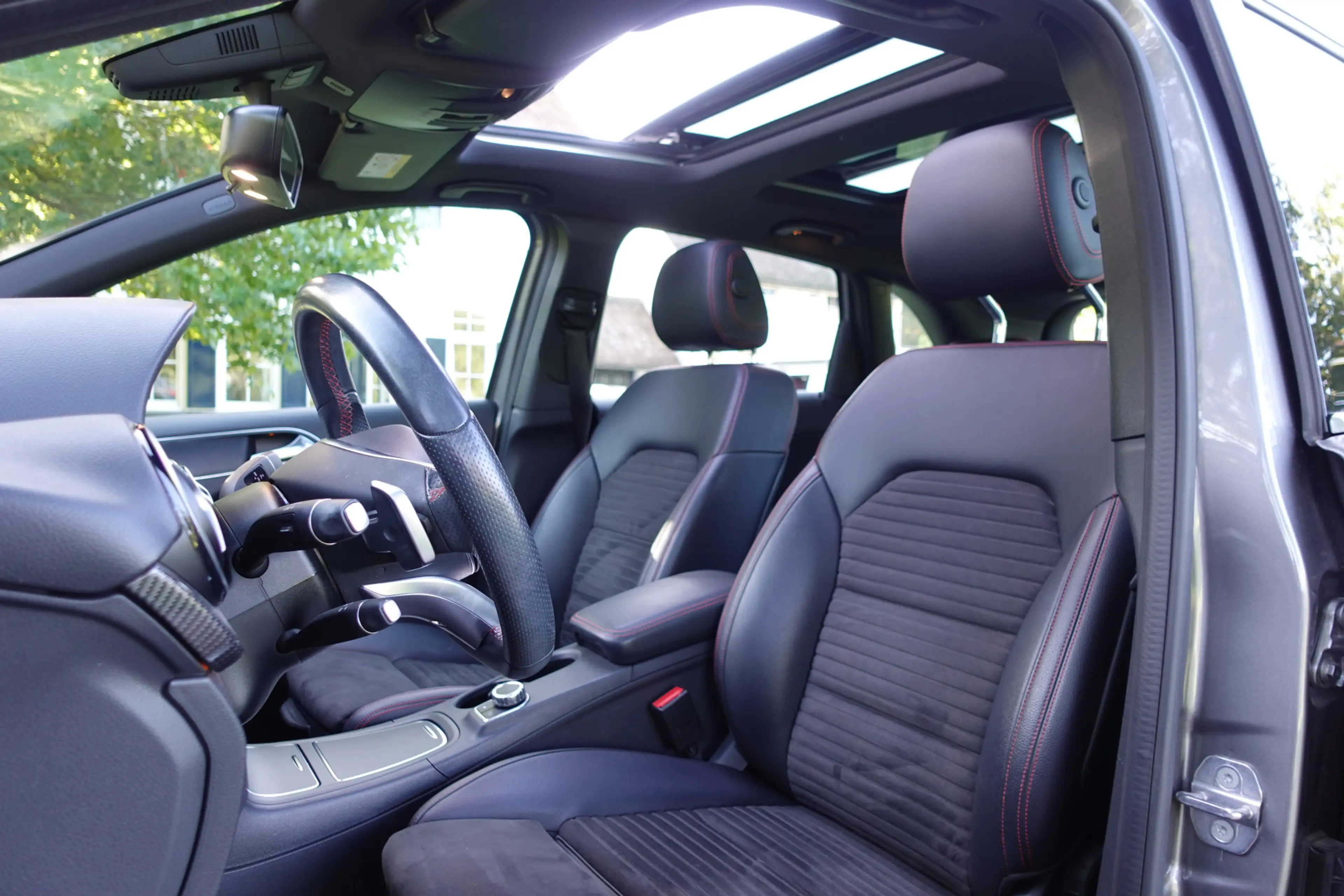 Mercedes-Benz B 180 Business Solution AMG | 1ste eigenaar | Panorama d — photo 17