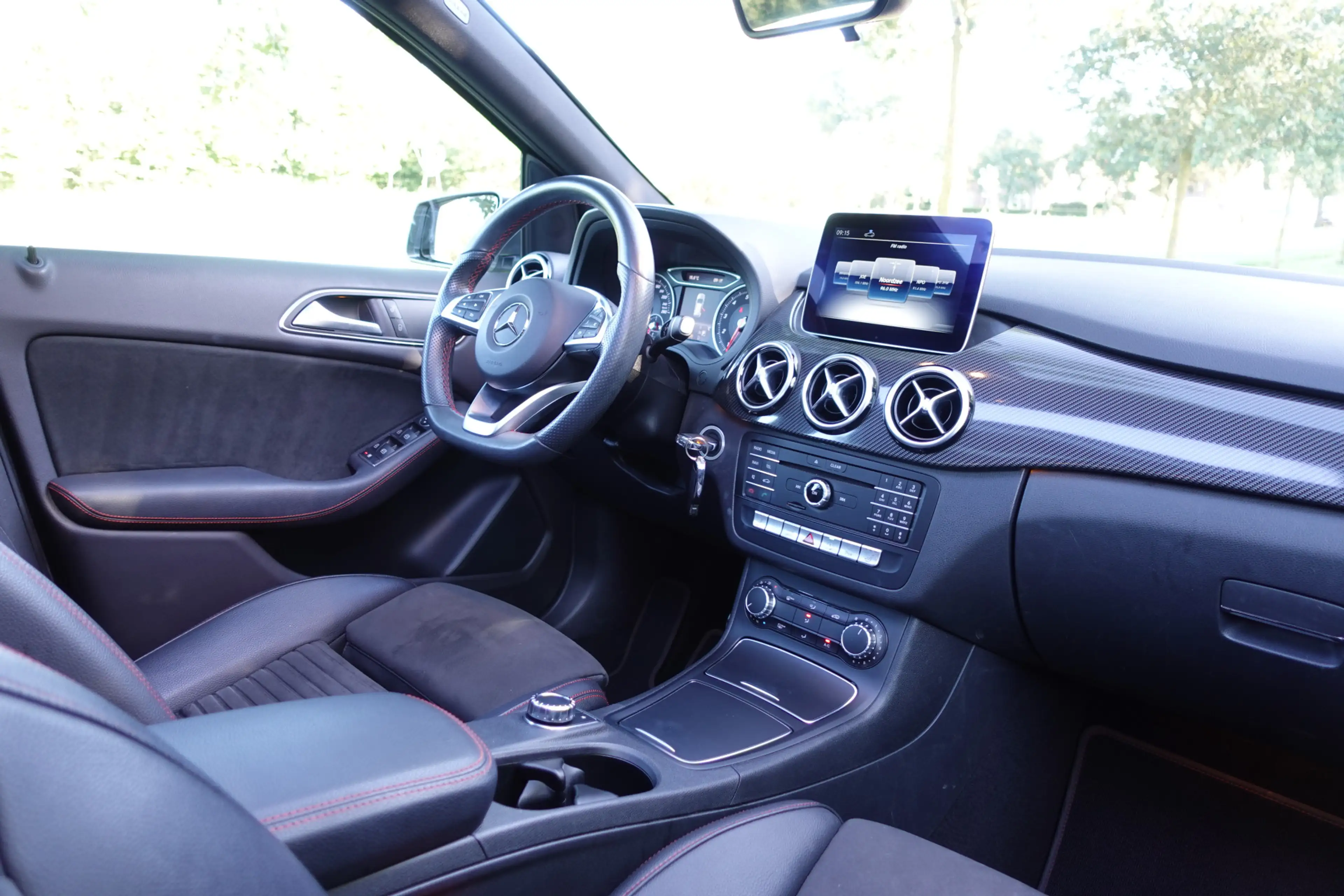 Mercedes-Benz B 180 Business Solution AMG | 1ste eigenaar | Panorama d — photo 16