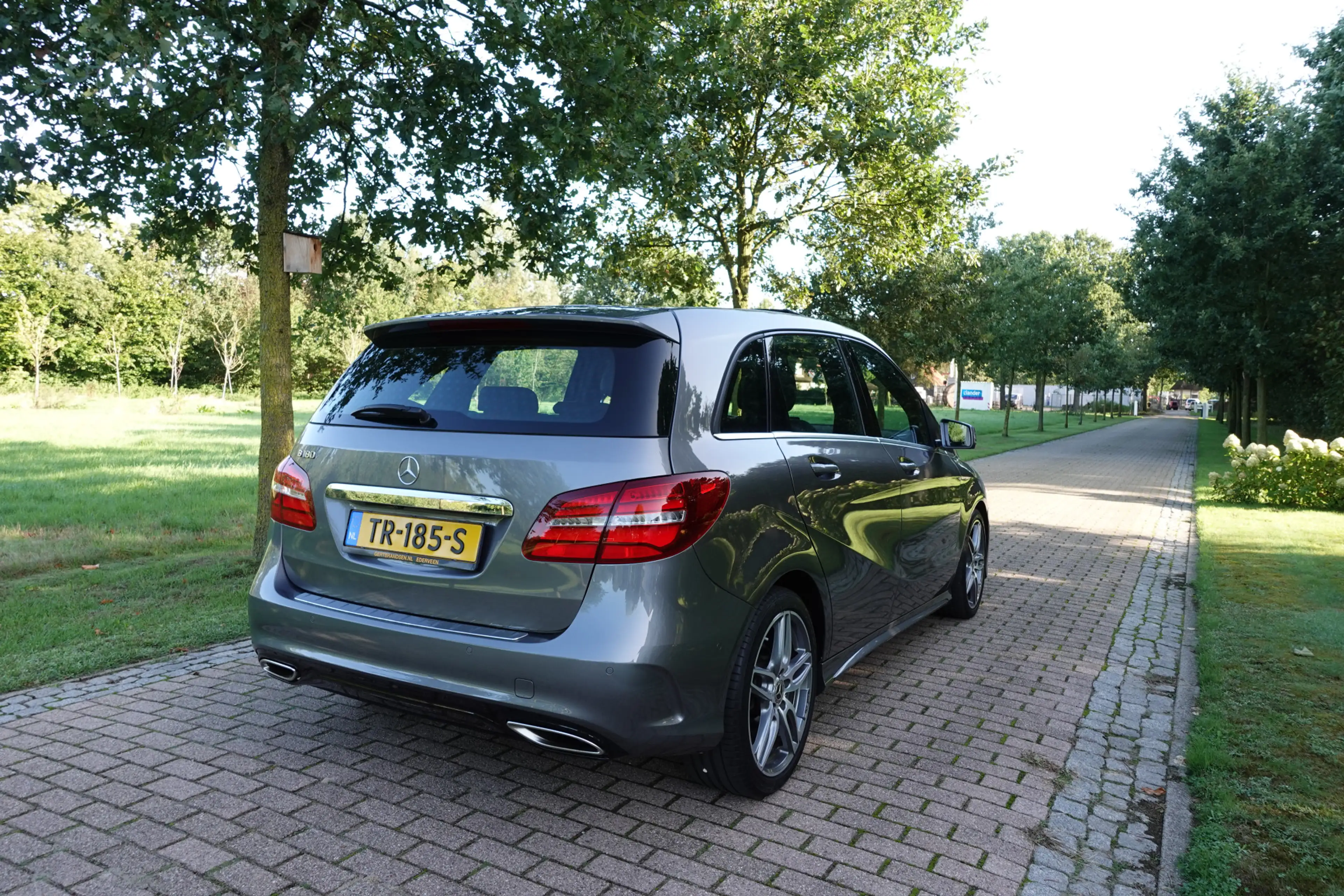 Mercedes-Benz B 180 Business Solution AMG | 1ste eigenaar | Panorama d — photo 9