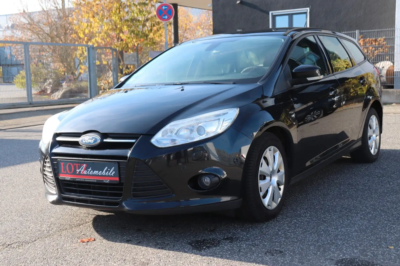 Ford Focus Turnier Trend Negro - 2