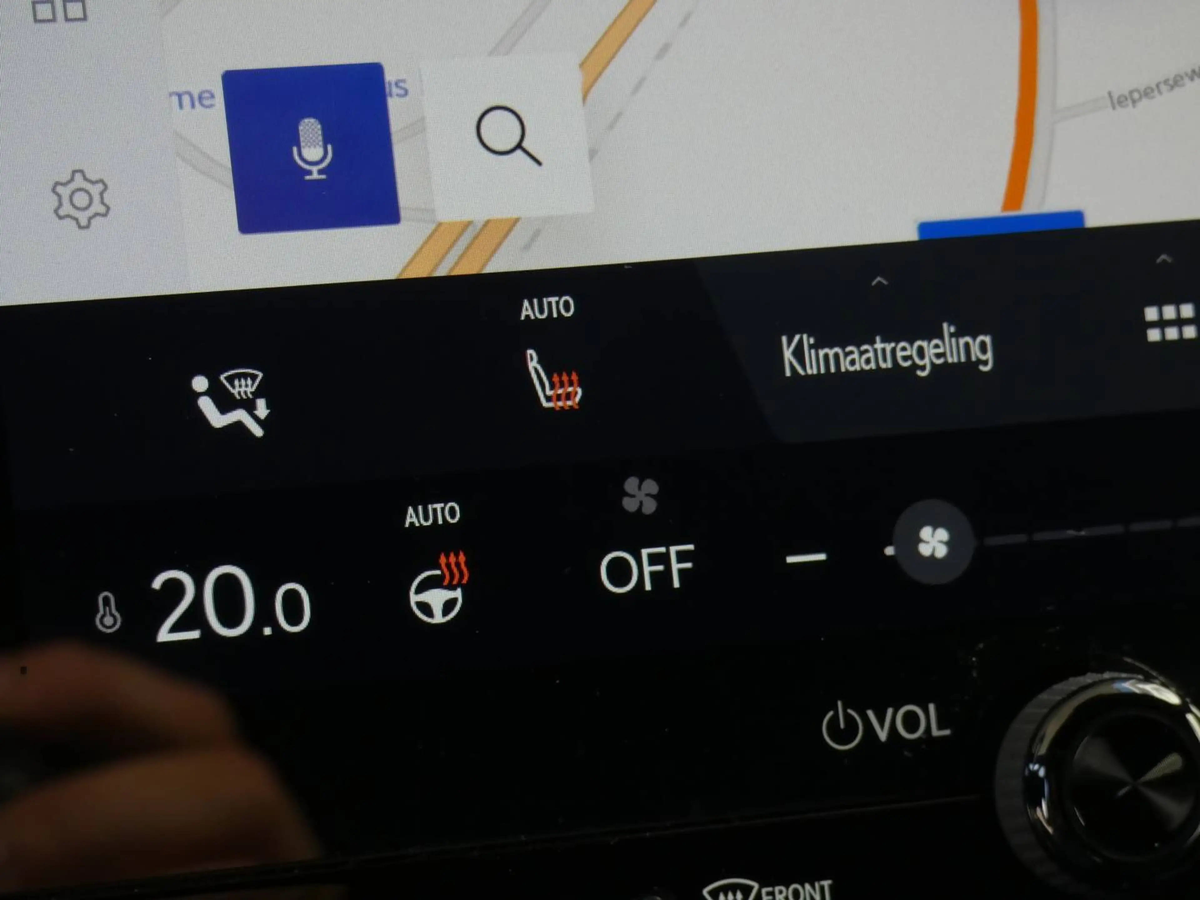 Lexus LBX Hybrid EMOTION +ZWART LEDER +Dodehoek +Zetelverwarming +Stuurwielverwarming +Parkeersensoren +Getinte ramen — photo 15