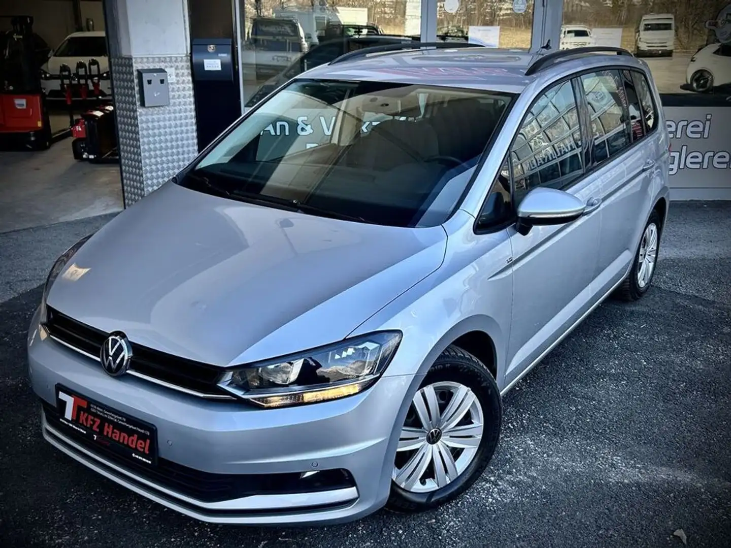 Volkswagen Touran Touran Zilver - 2