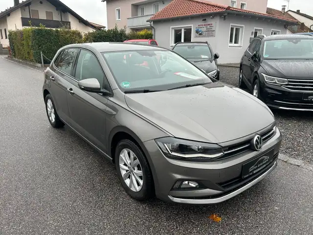Volkswagen Polo VI Highline *KAMERA*SHZ*DAB*
