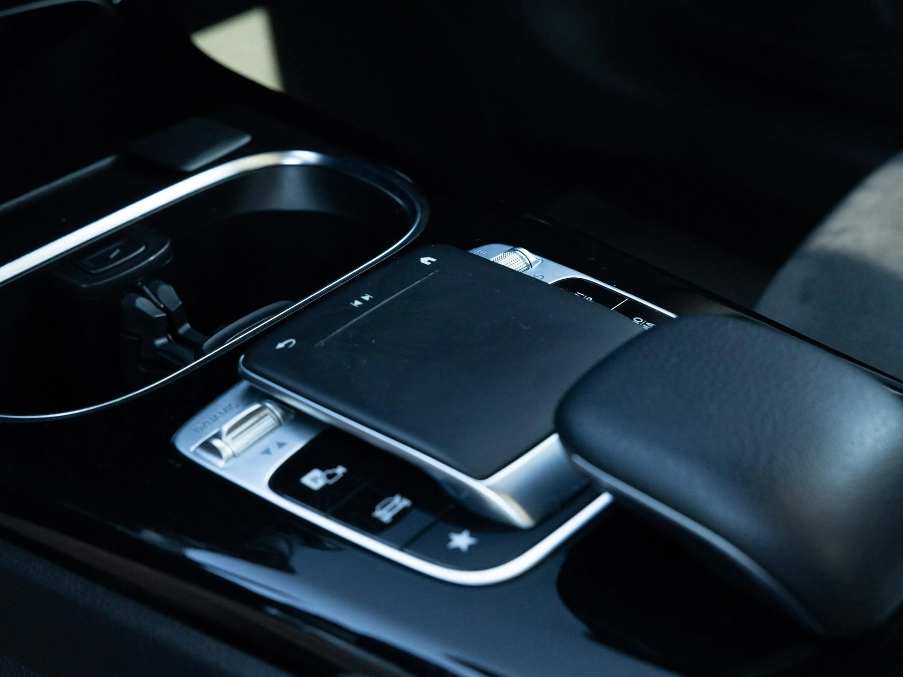 Mercedes-Benz CLA 220 AMG|Night|Pano|Sfeer|Standkachel — photo 23