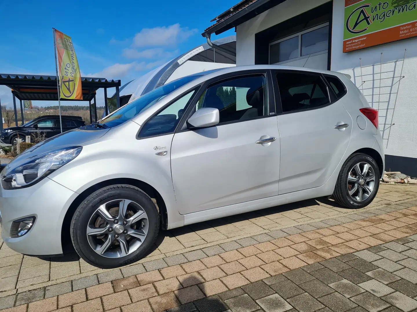 Hyundai iX20 1.6 CRDi blue Passion Срібний - 2