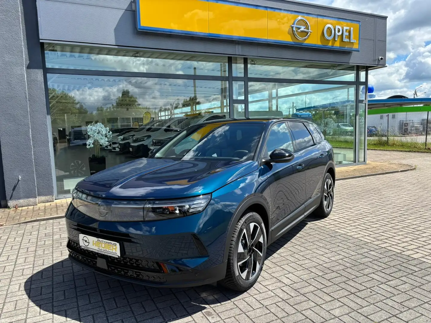 Opel Grandland 1.2 Mild-Hybrid GS I SOFORT VERFÜGBAR Blauw - 1