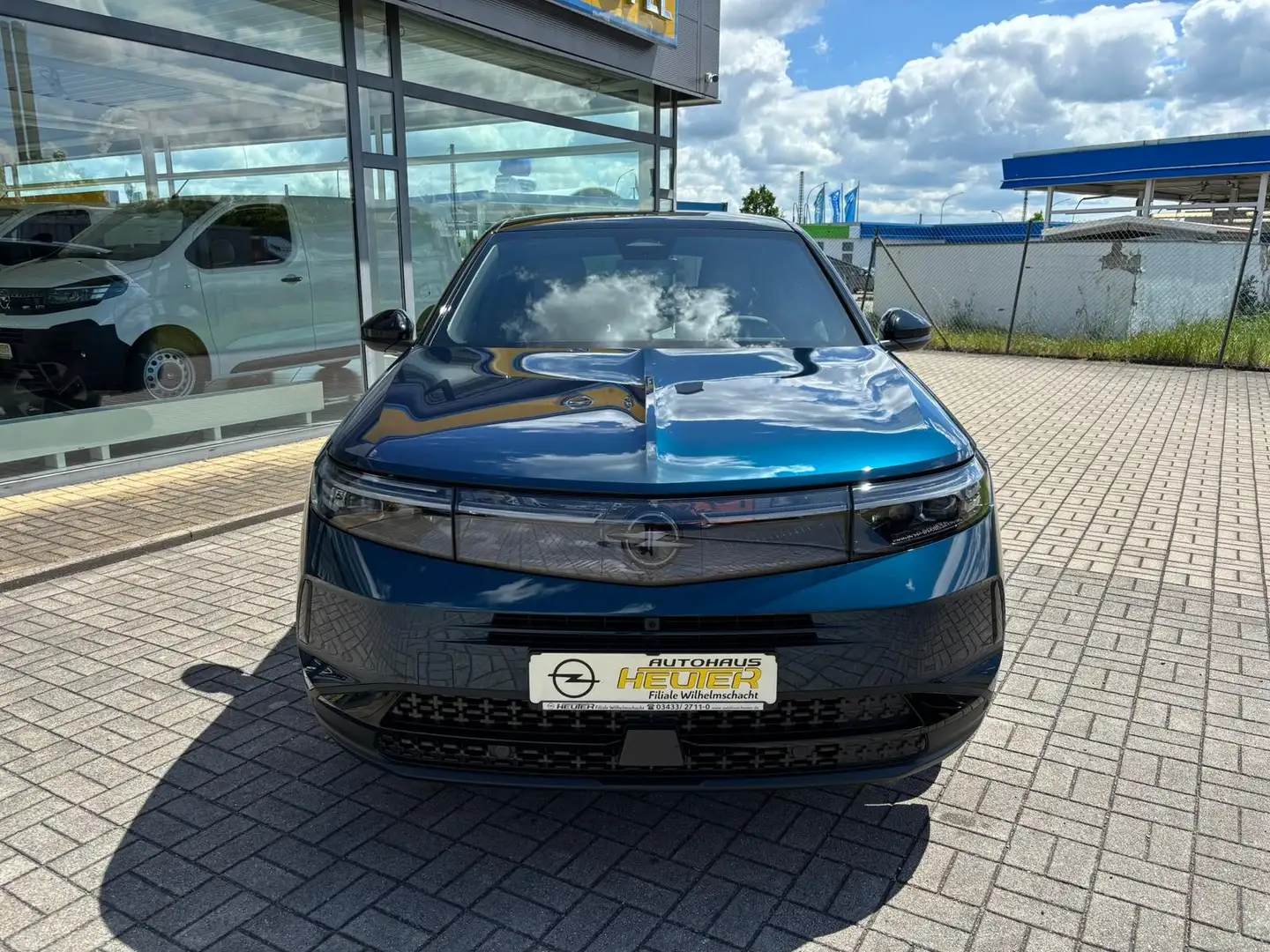 Opel Grandland 1.2 Mild-Hybrid GS I SOFORT VERFÜGBAR Blauw - 2
