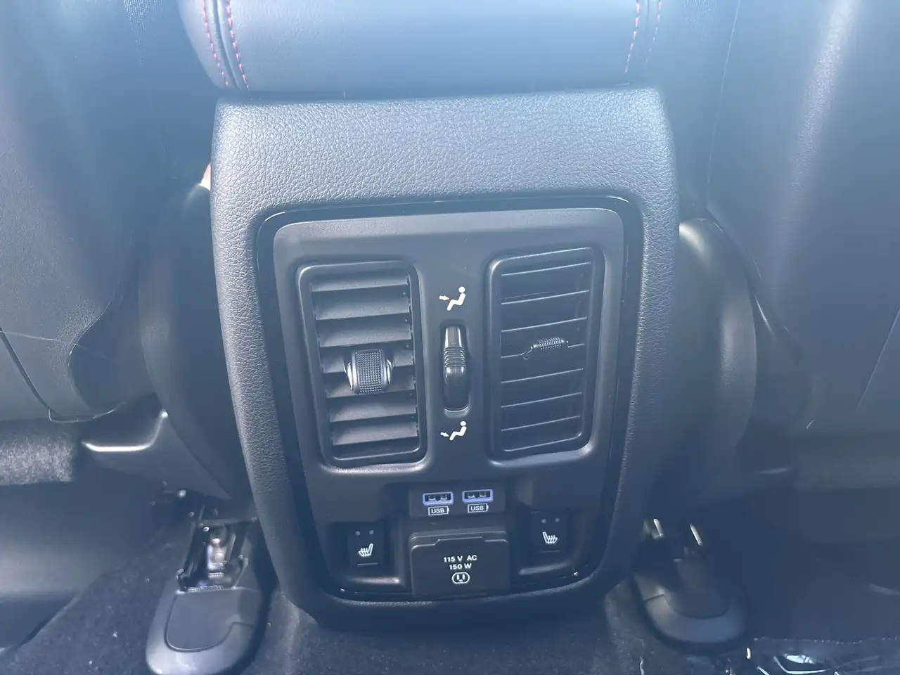 Dodge Durango снимка Dodge Durango