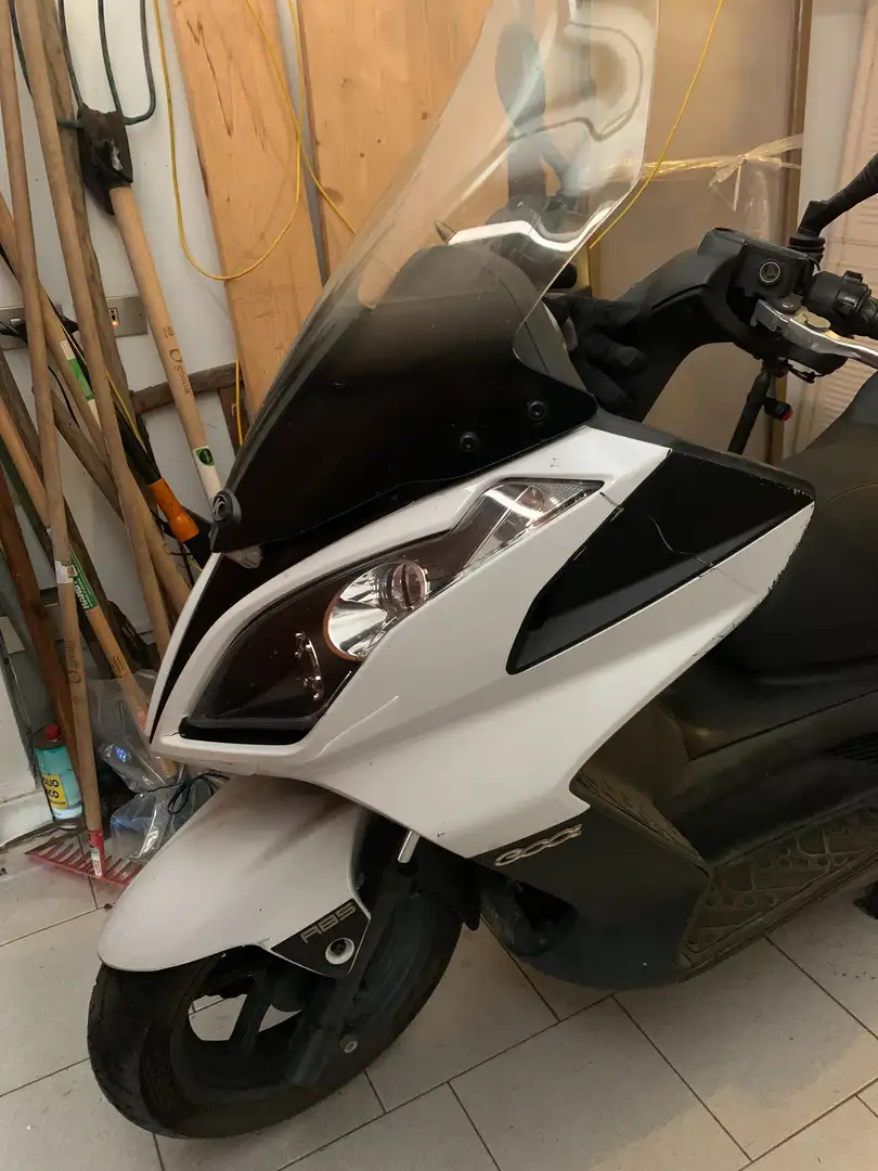 Kymco Downtown 300i Blanco - 2