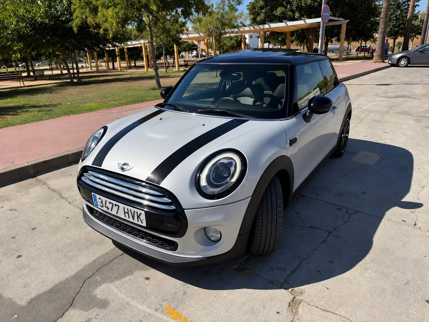 MINI Cooper D - 1