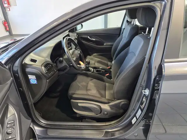 Hyundai I30 view 8