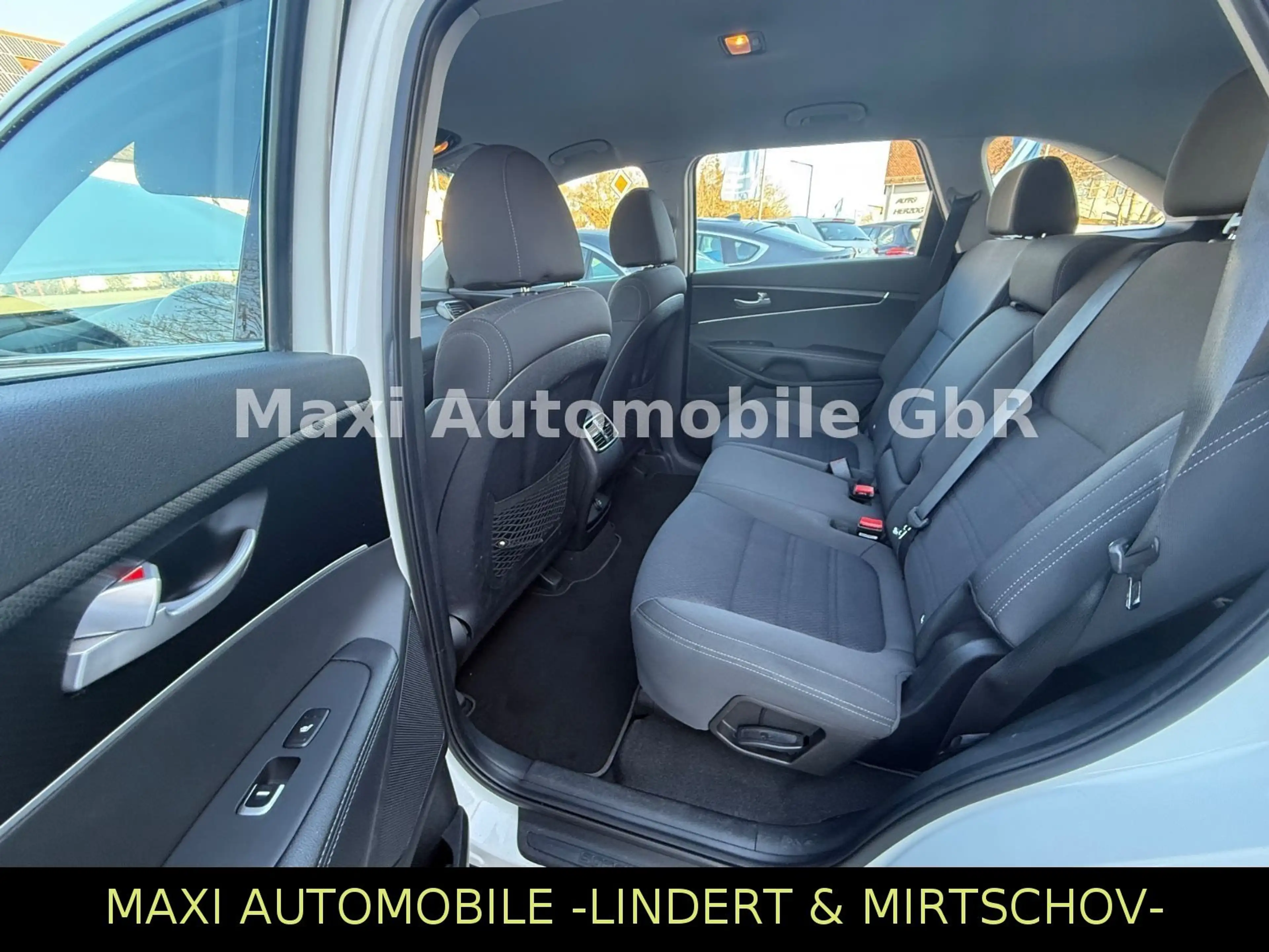 Kia Sorento Edition 2WD-1 HAND-7 SITZER-KAMERA- — photo 9