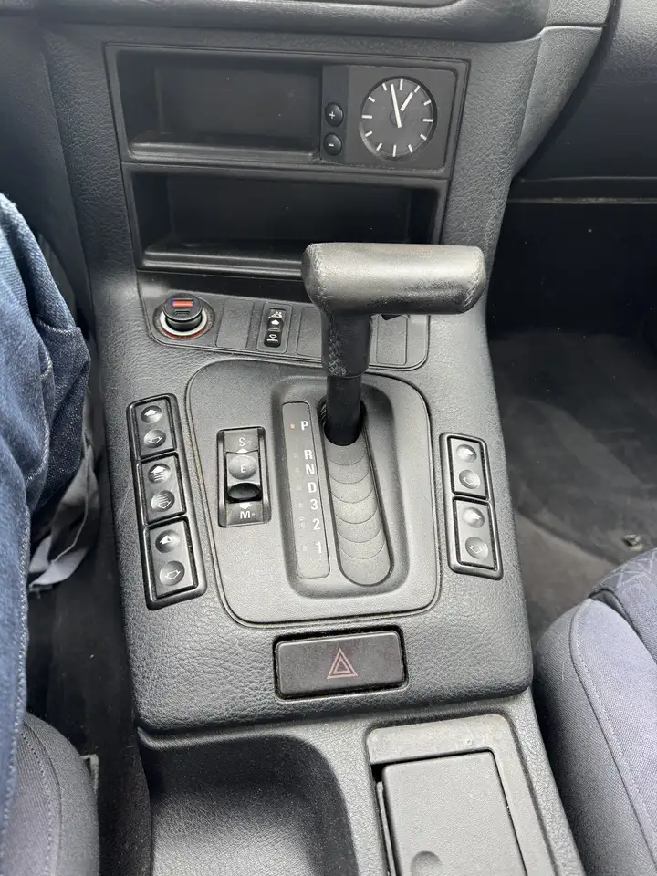 BMW 318i, foto 6