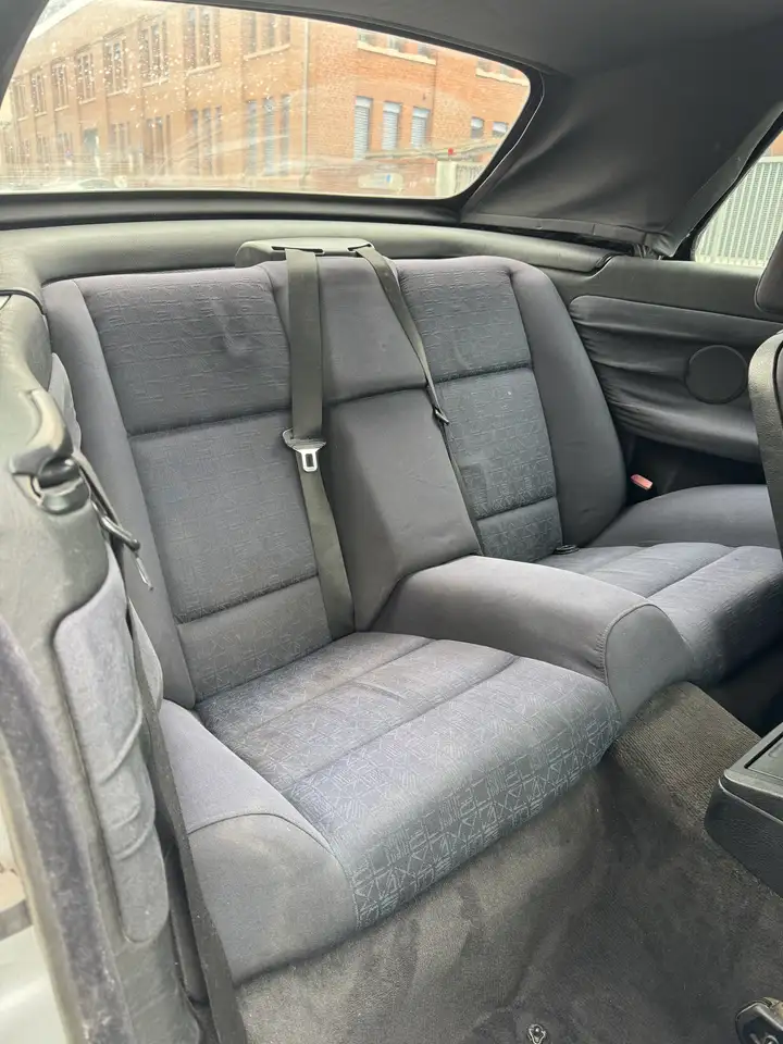 BMW 318i, foto 7